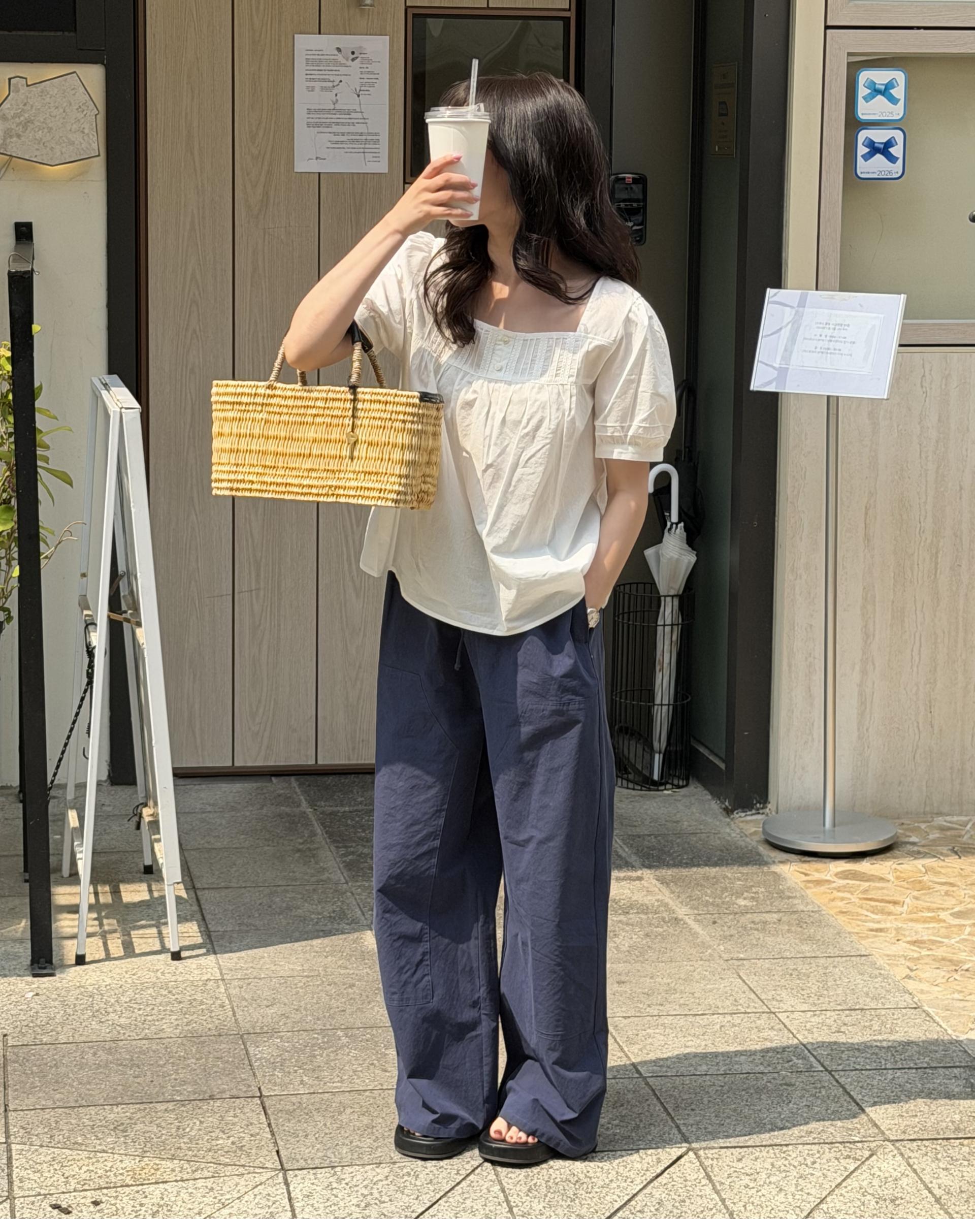 helen blouse (navy/white)