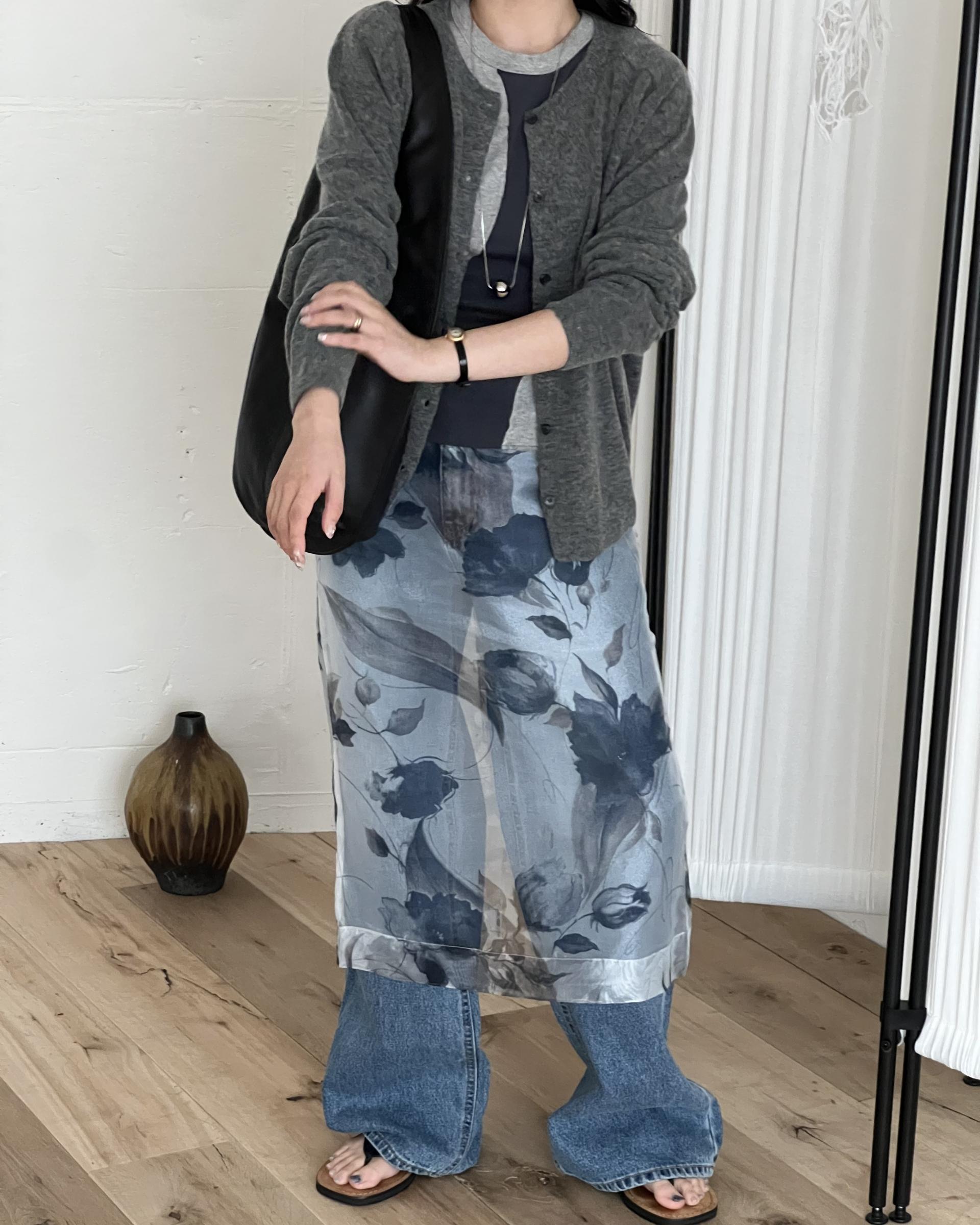 see layered skirt (grey/beige)