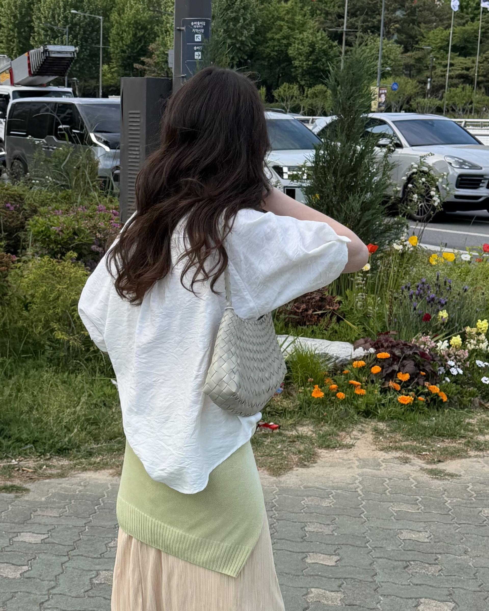 shell half shirt (cream/charcoal) 완