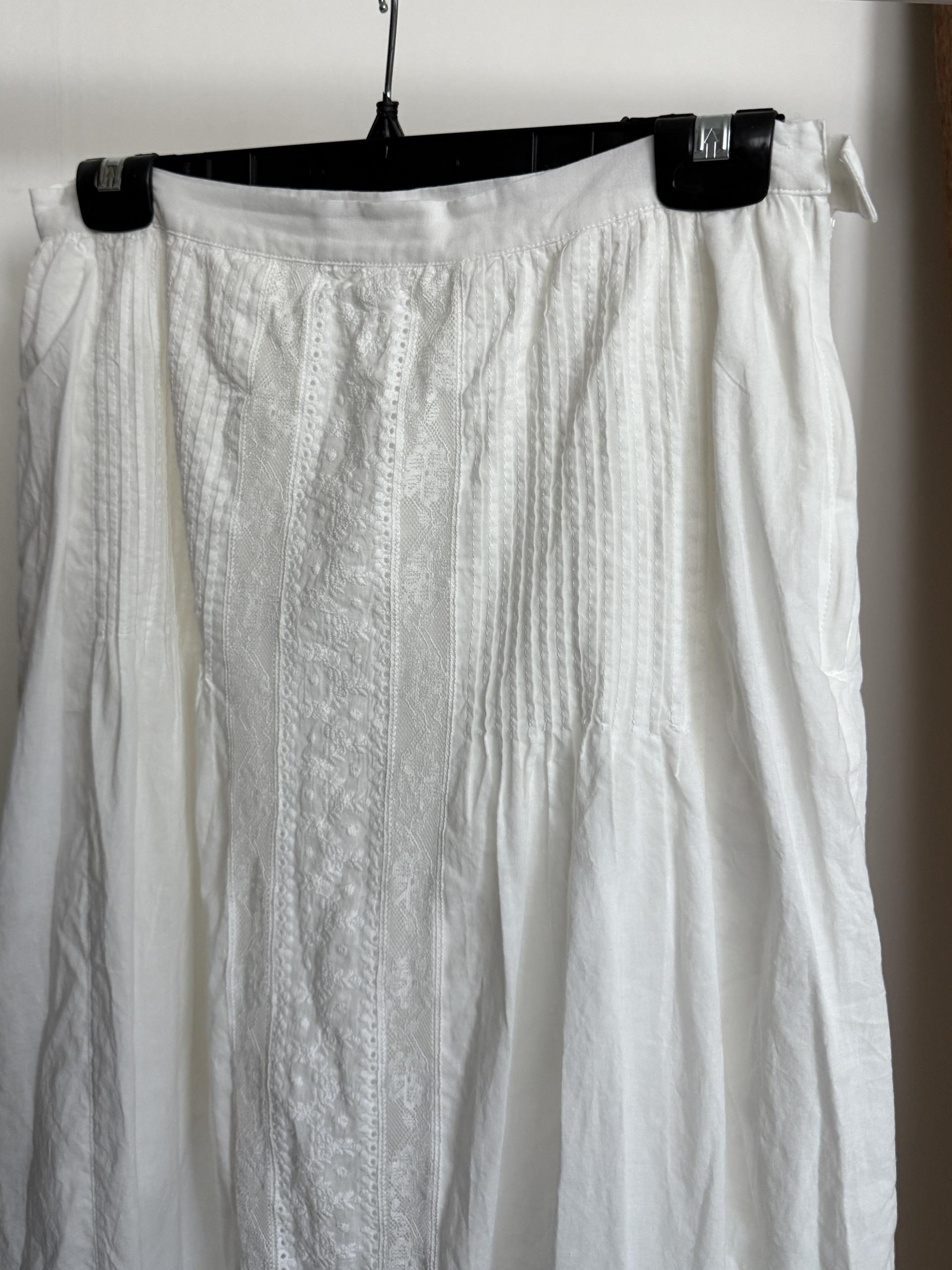 calla lace skirt