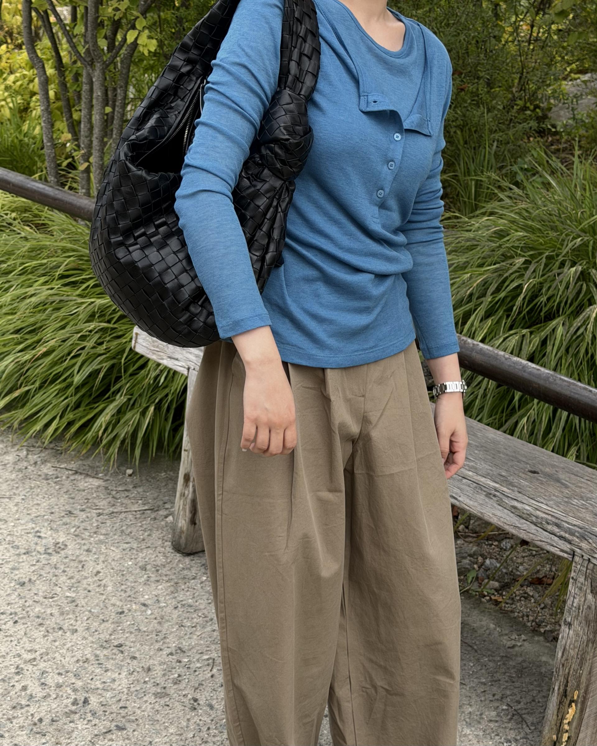 slim button layered top (purple/blue)