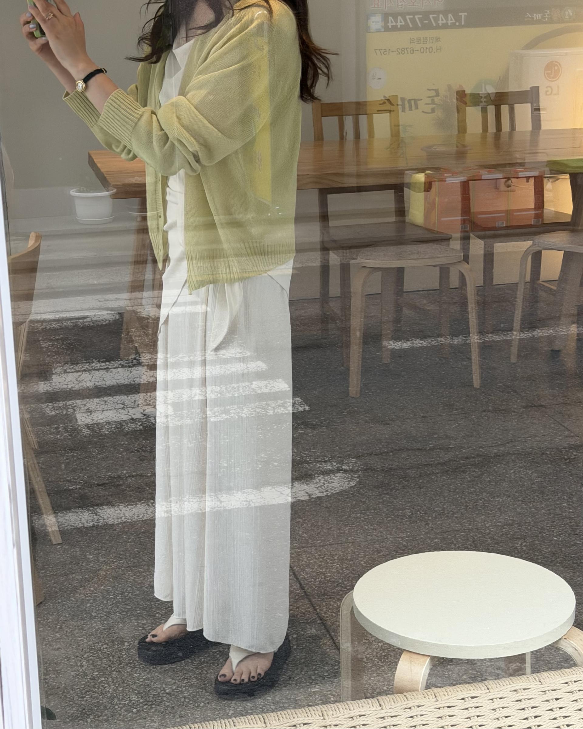 noodle skit (cream/black)