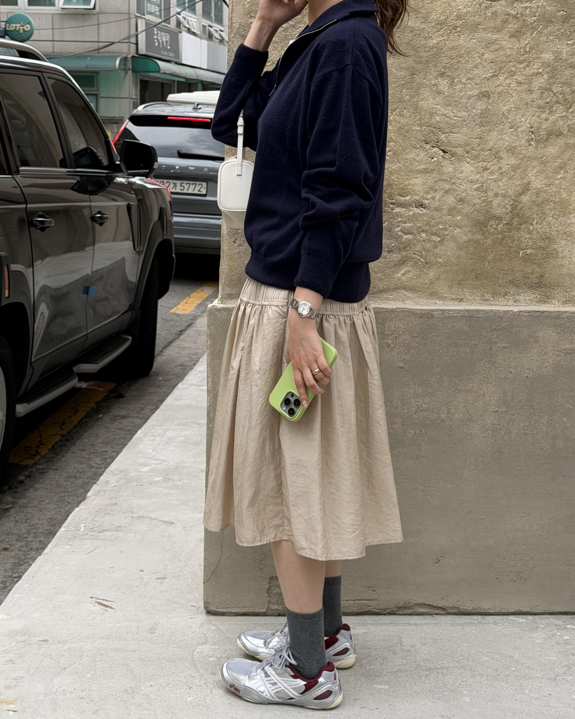 marge pintuck skirt (milk beige/charcoal)