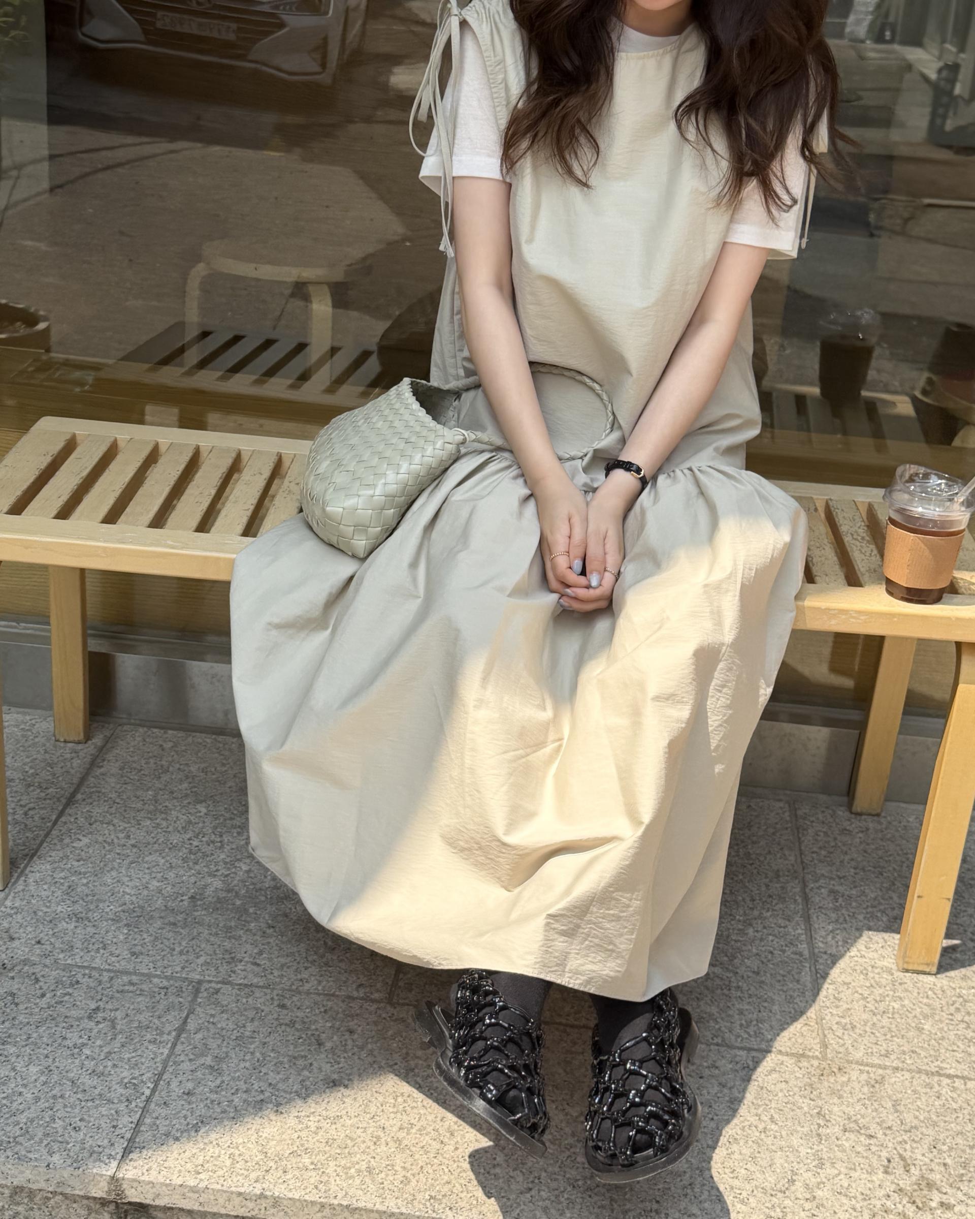butter ribbon dress (beige/white)