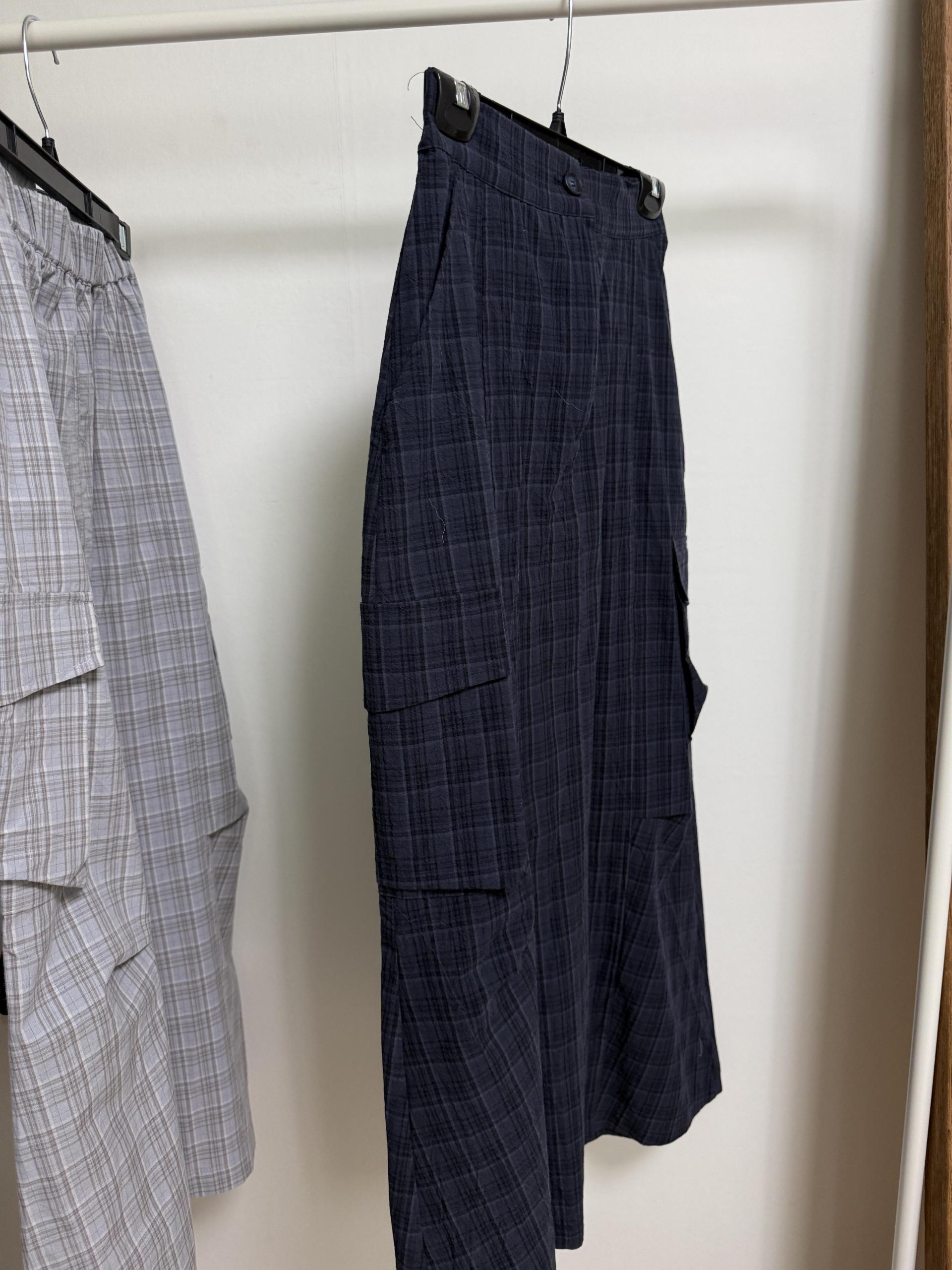 teddy check skirt (grey/navy)