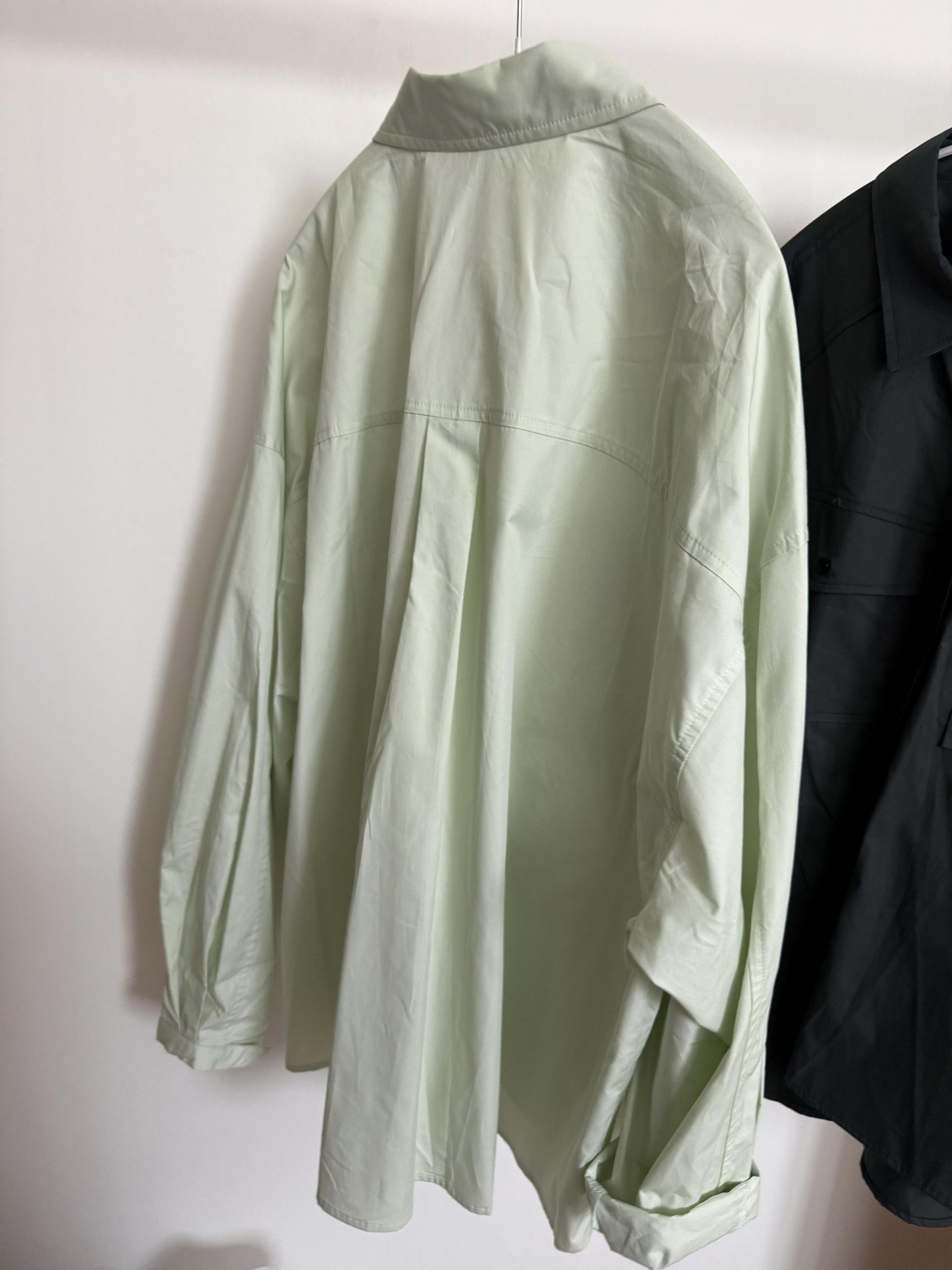 over pocket shirt (mint/charcoal)