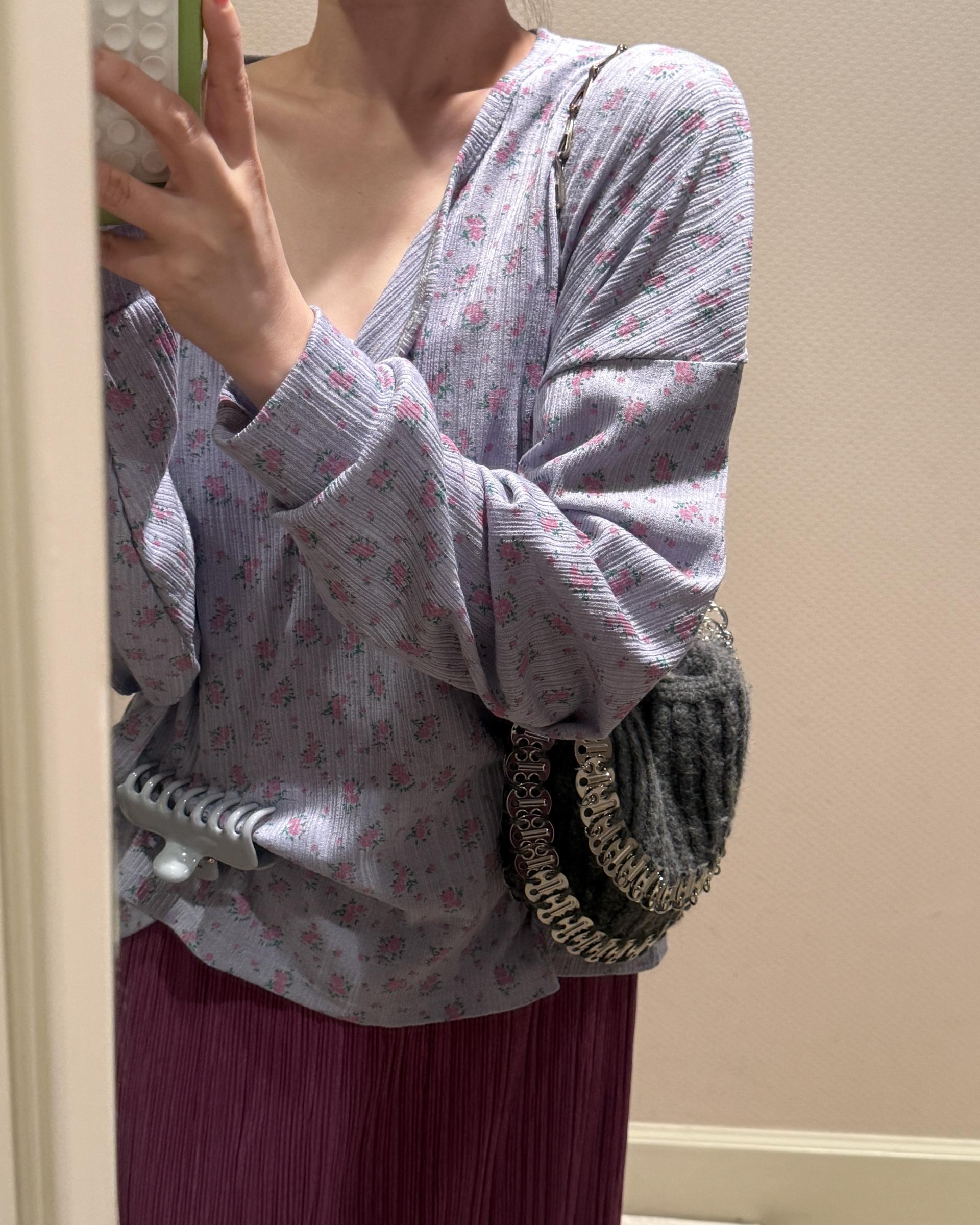<made> pansy flower top