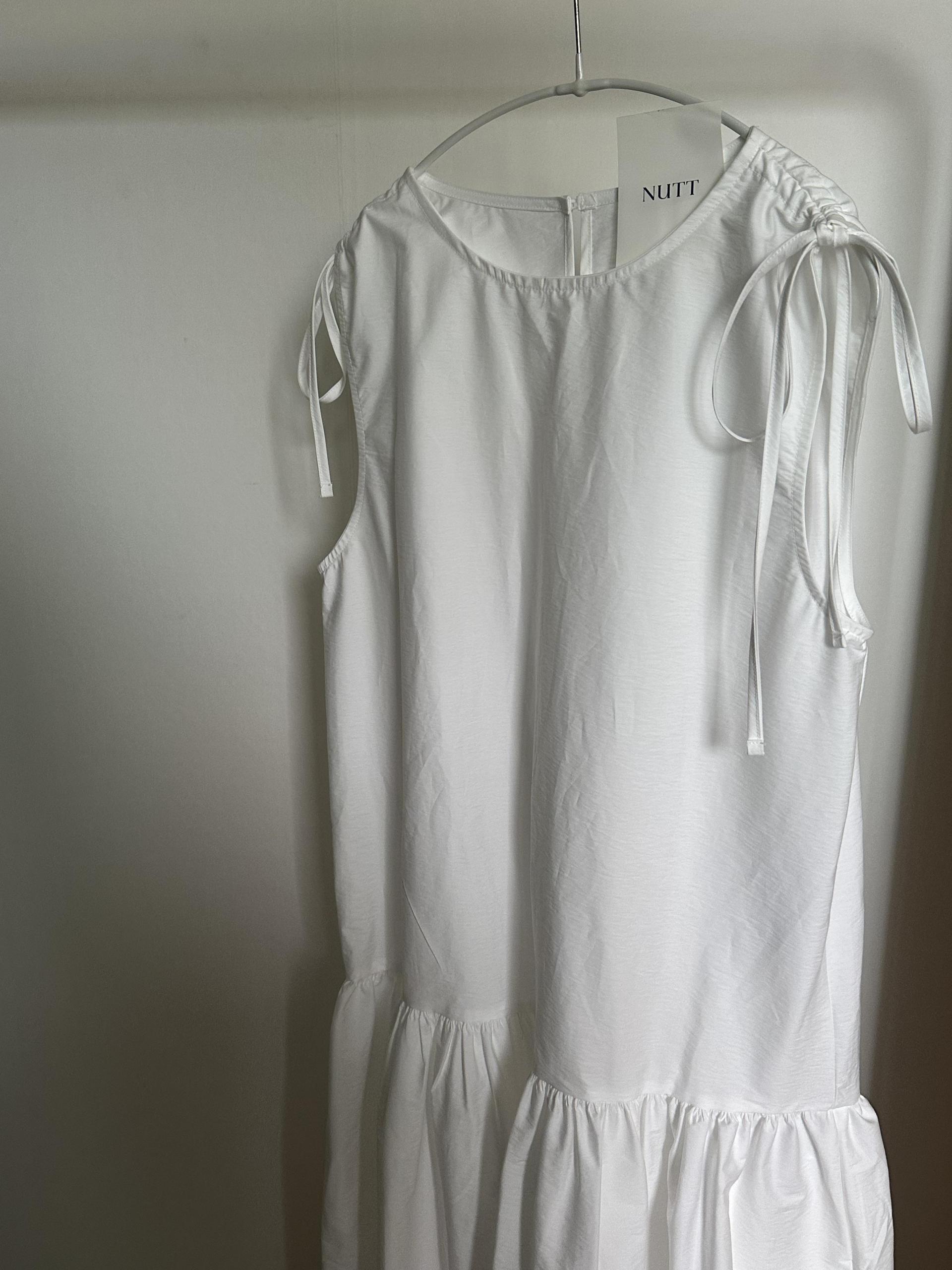 butter ribbon dress (beige/white)