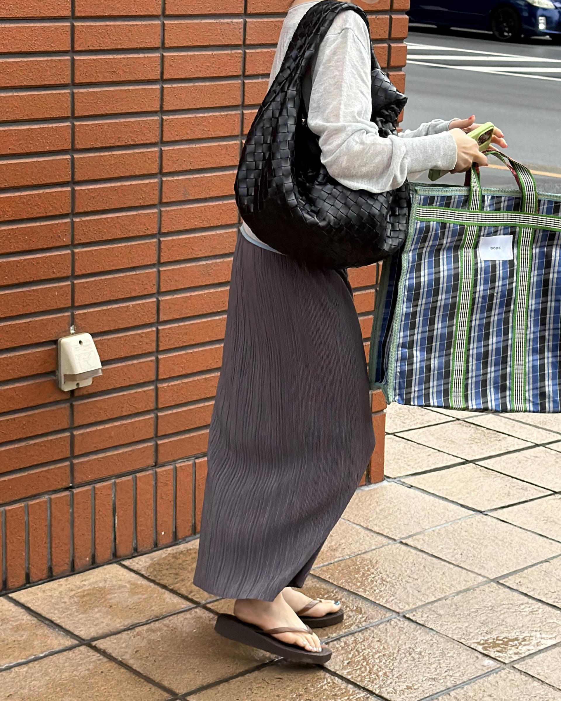 <made> penne skirt (charcoal grey)