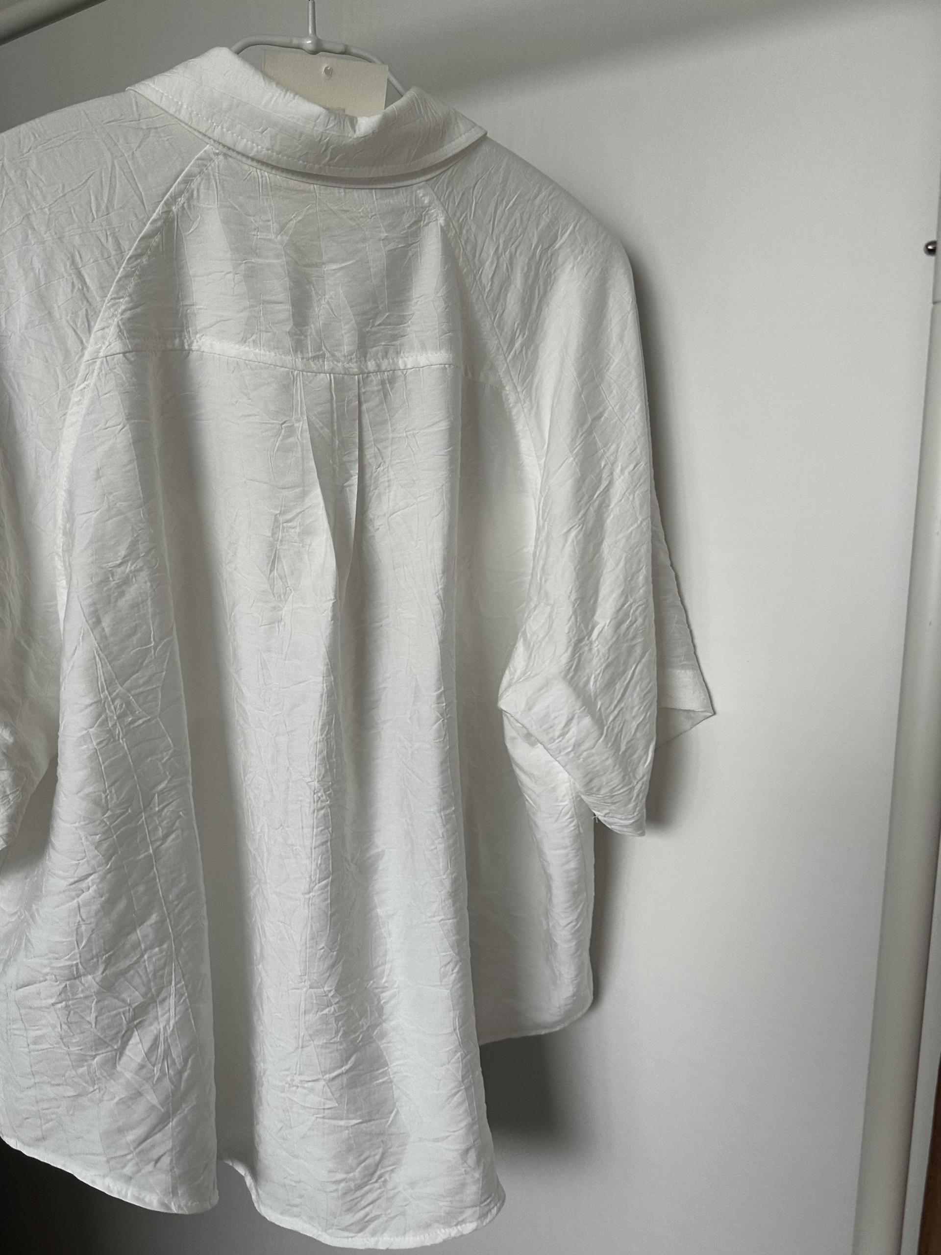 shell half shirt (cream/charcoal)