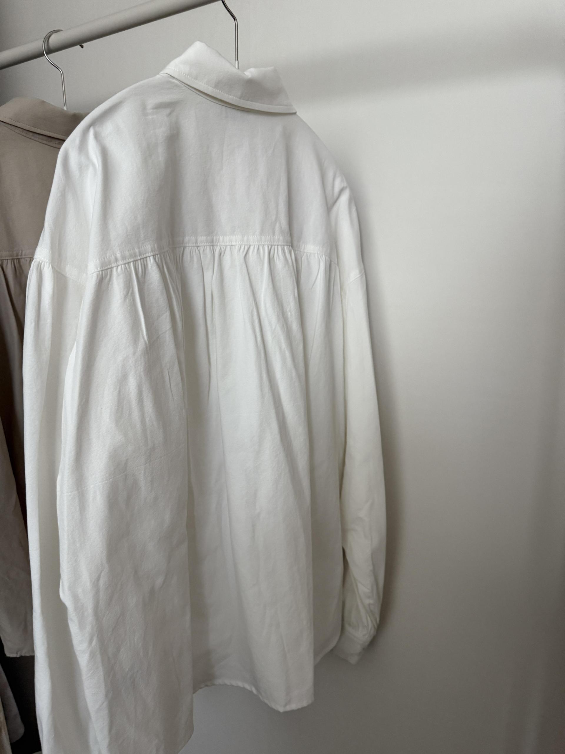 magnet shirring blouse (cream/beige)