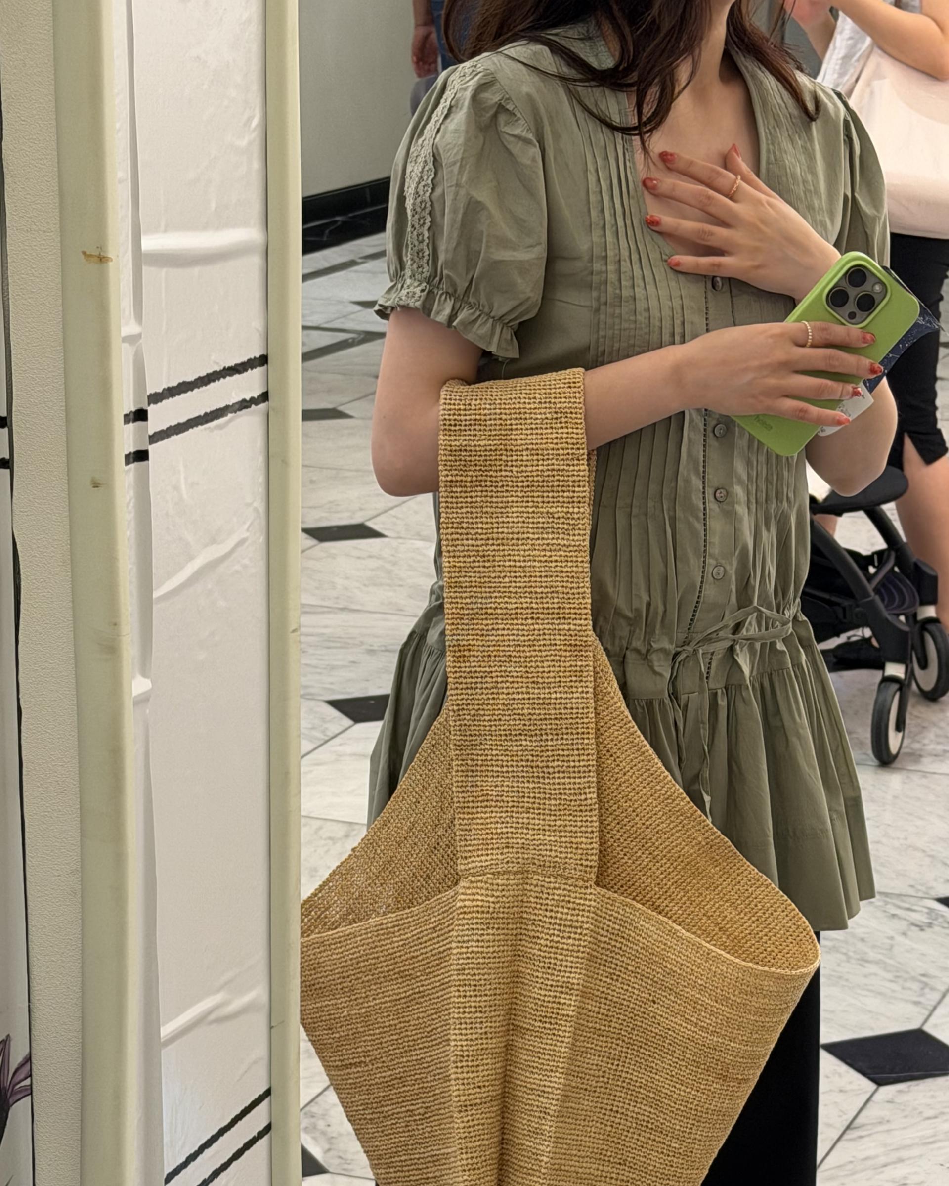 deborah pintuck dress (khaki/ivory/navy) 소재추가