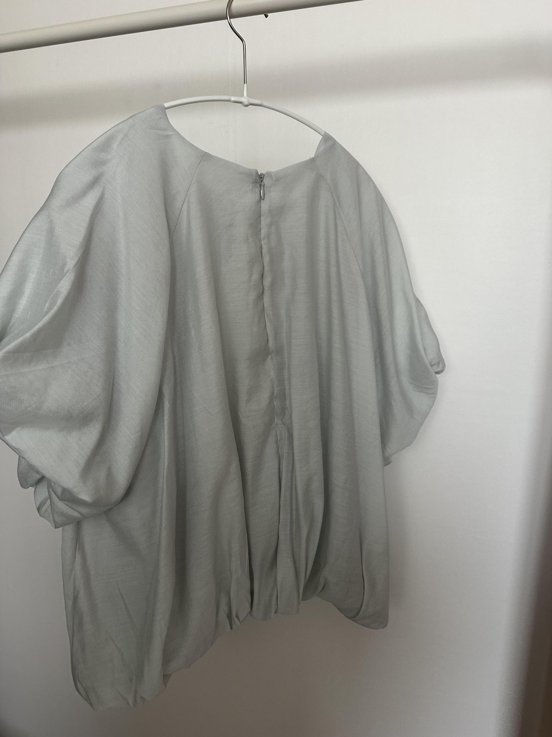 tete scarf blouse