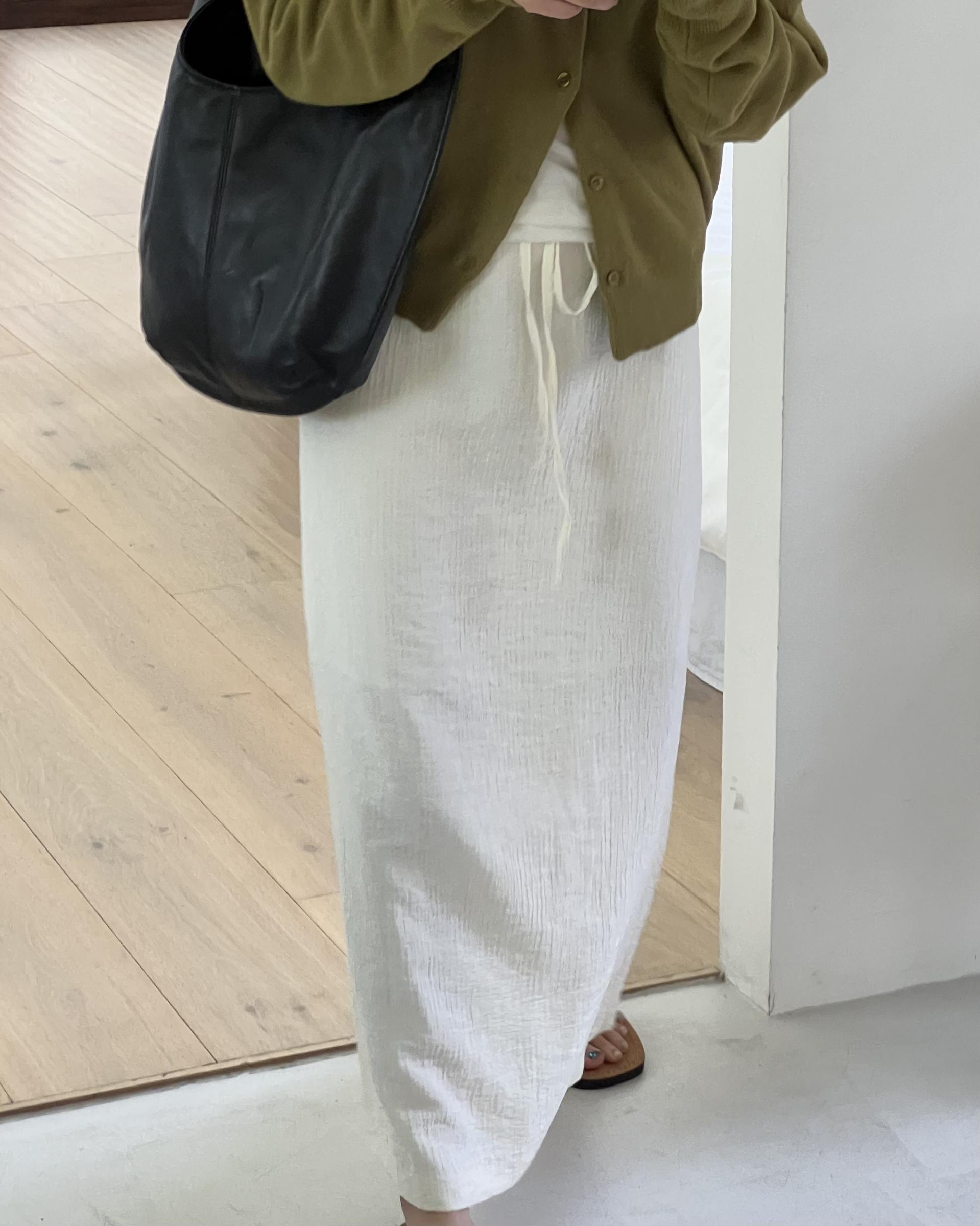 base wrinkle skirt (black/cream)