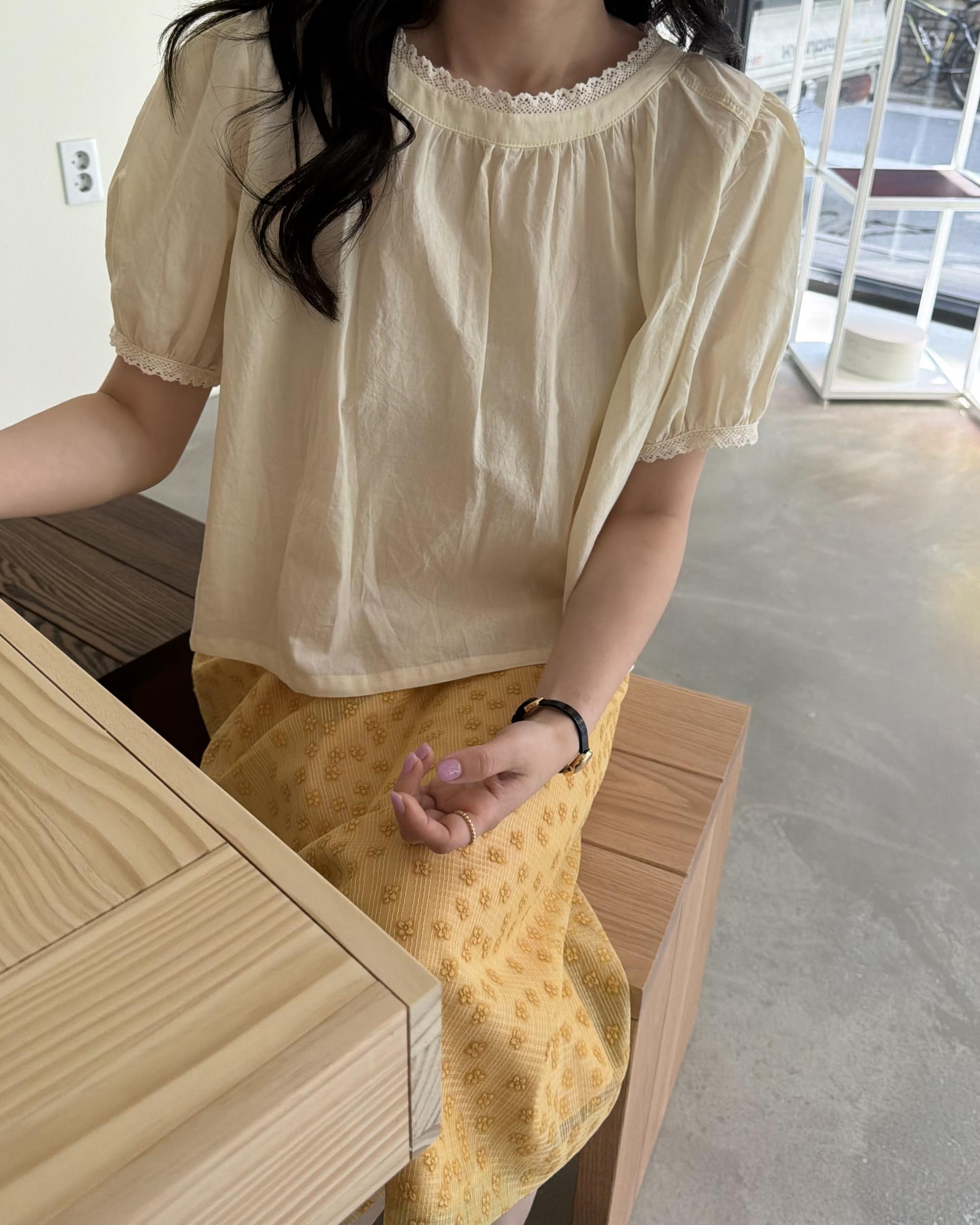 flan lace blouse (cream/ivory)