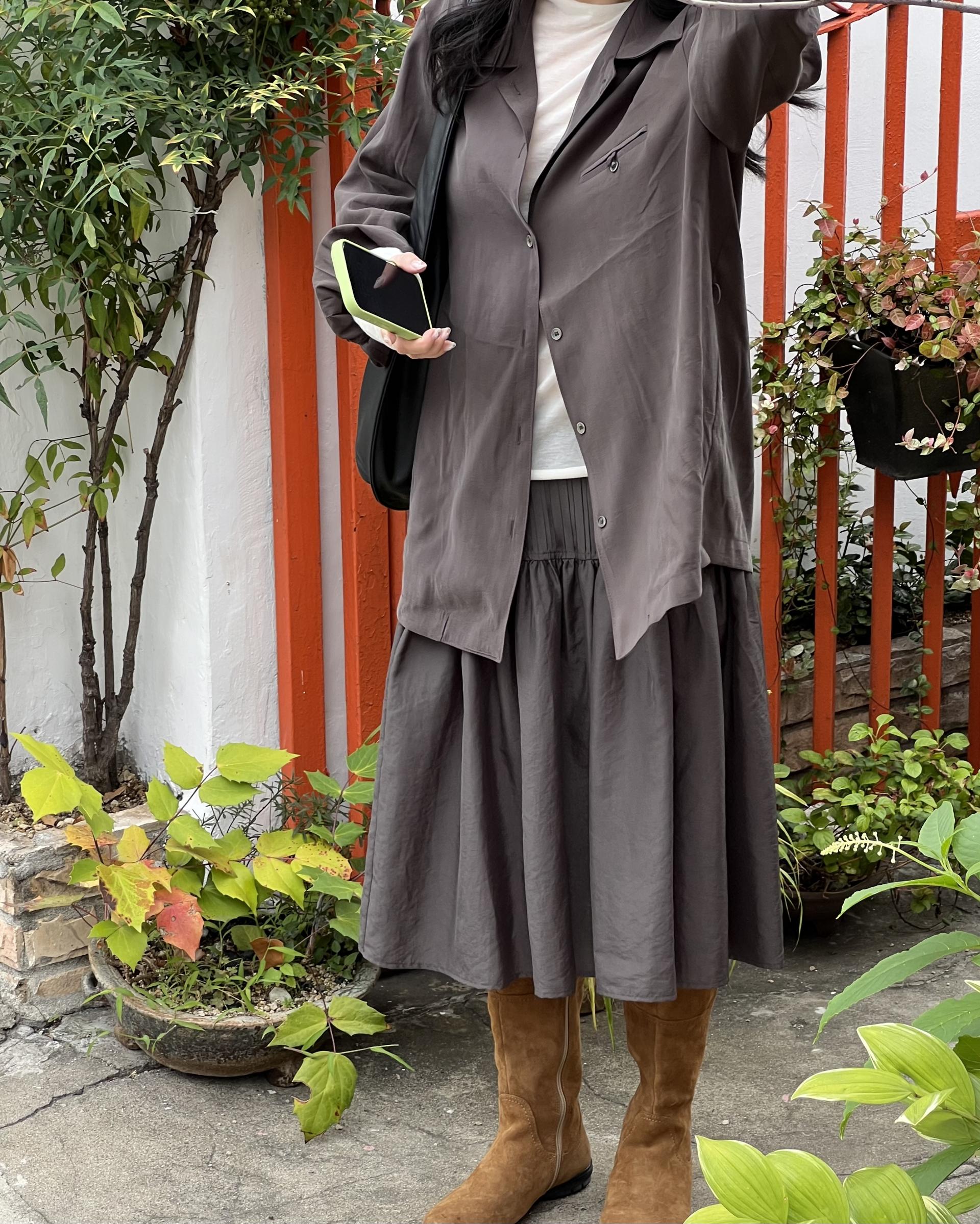 prim button blouse (brown)