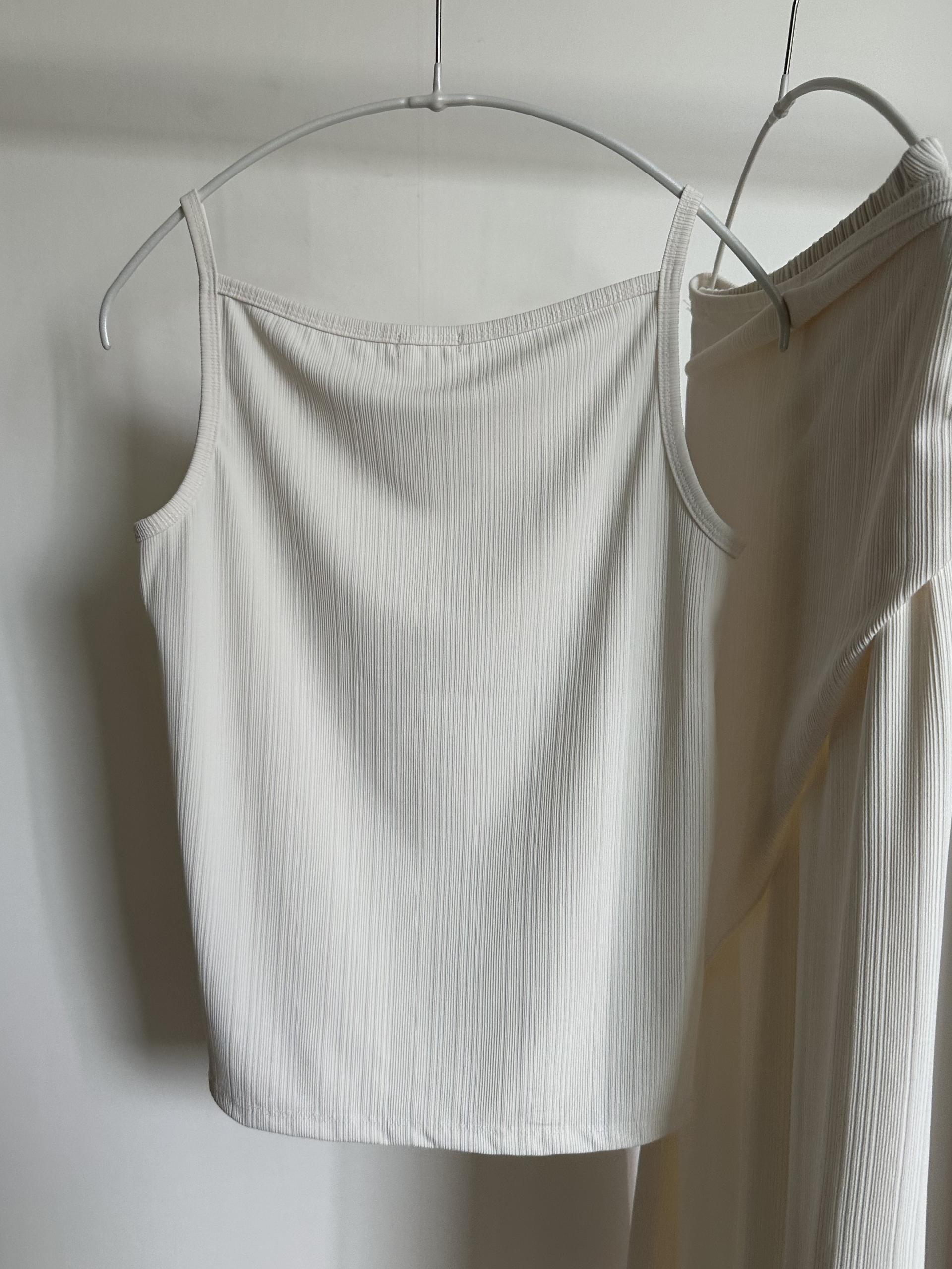noodle skit (cream/black)