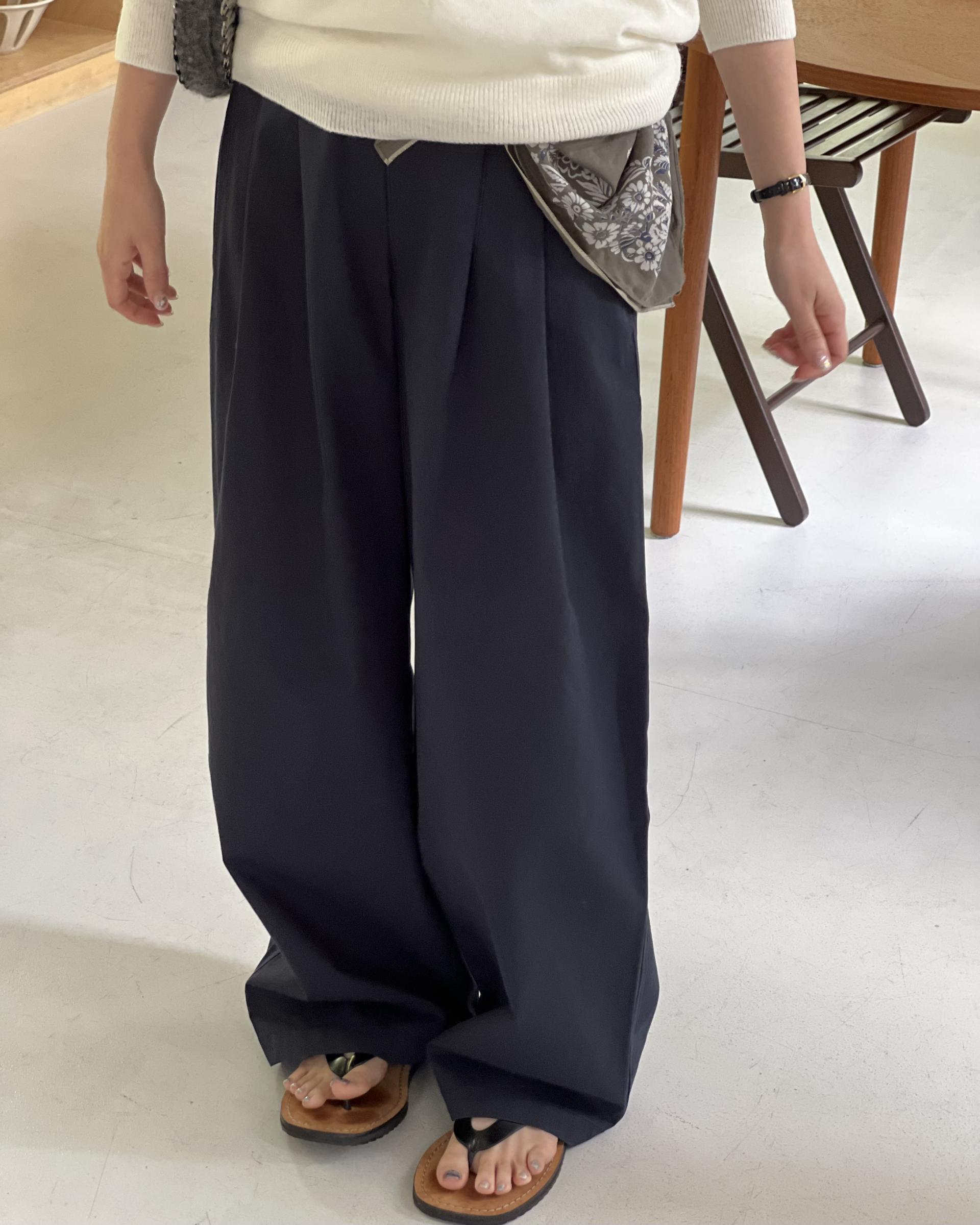 cotton pintuck pants (navy/cream/khaki)