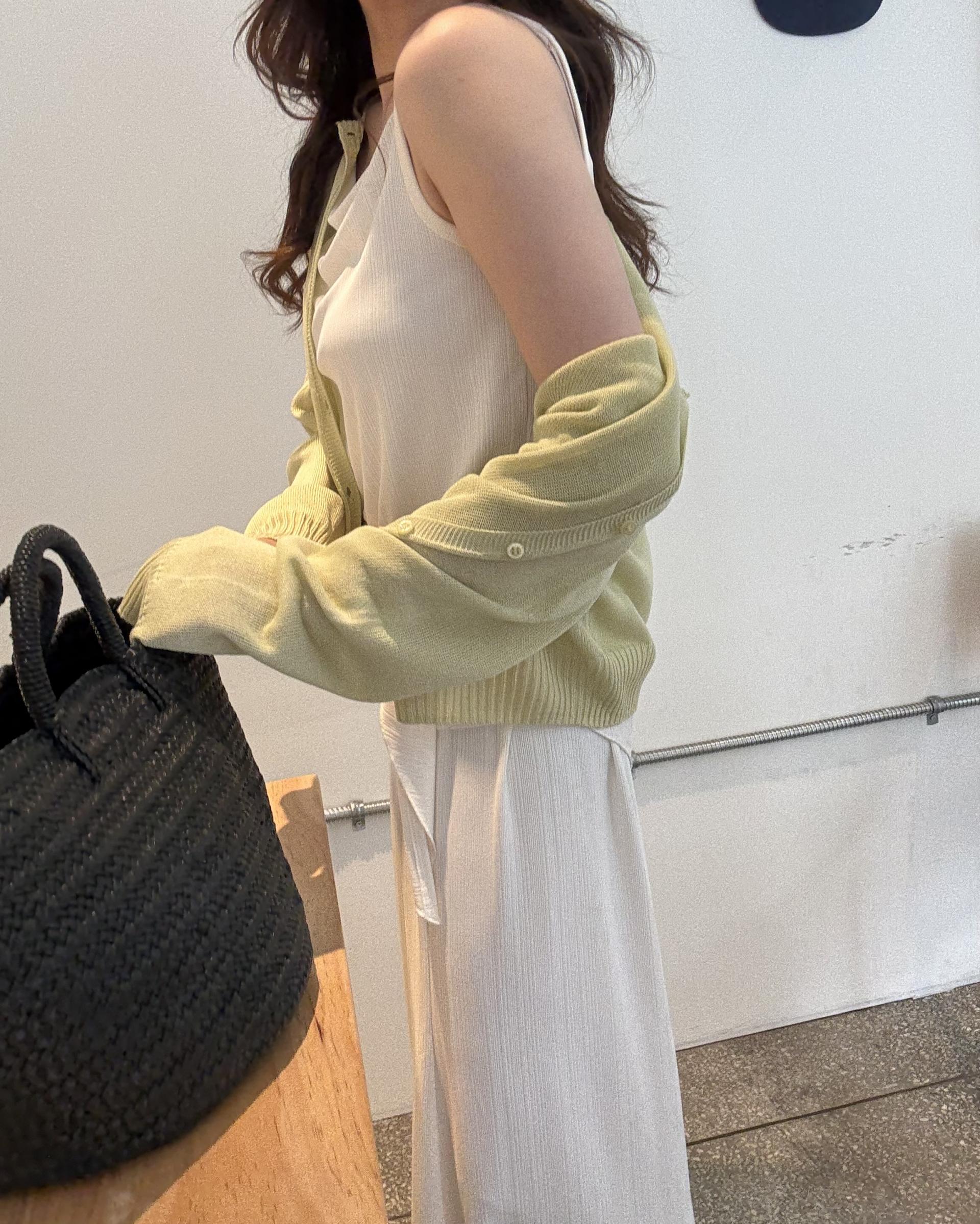 noodle skit (cream/black)