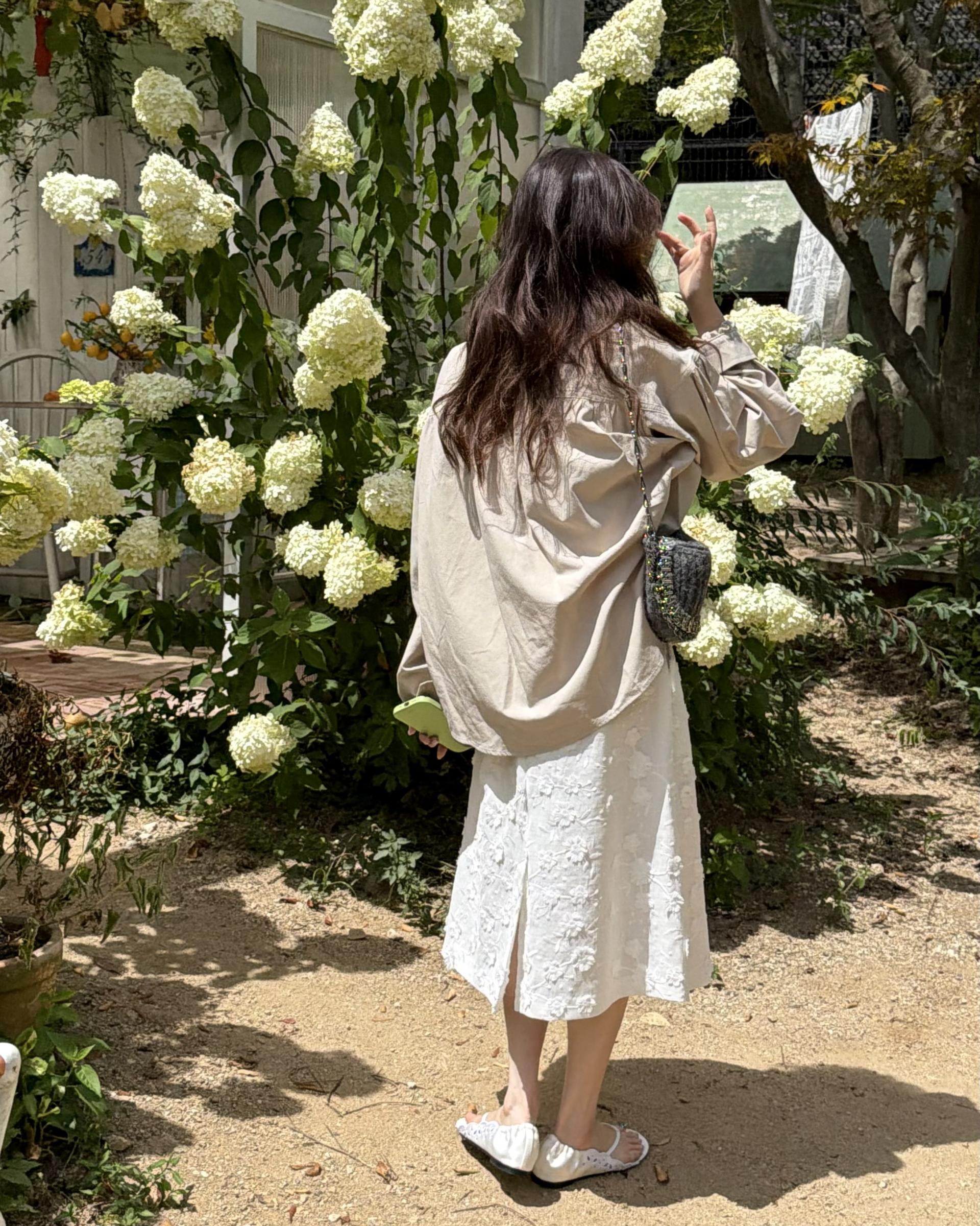 magnet shirring blouse (cream/beige)