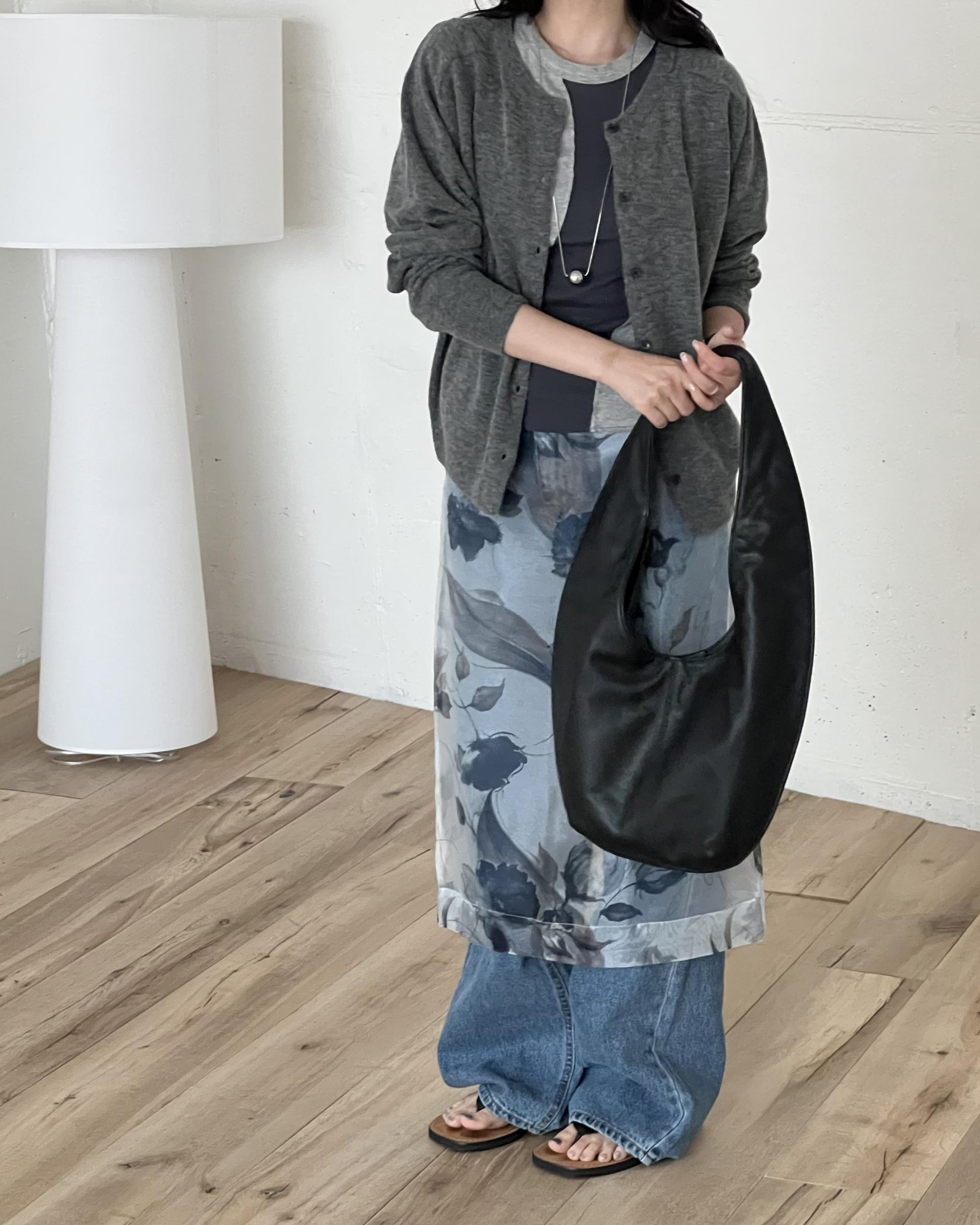 see layered skirt (grey/beige)