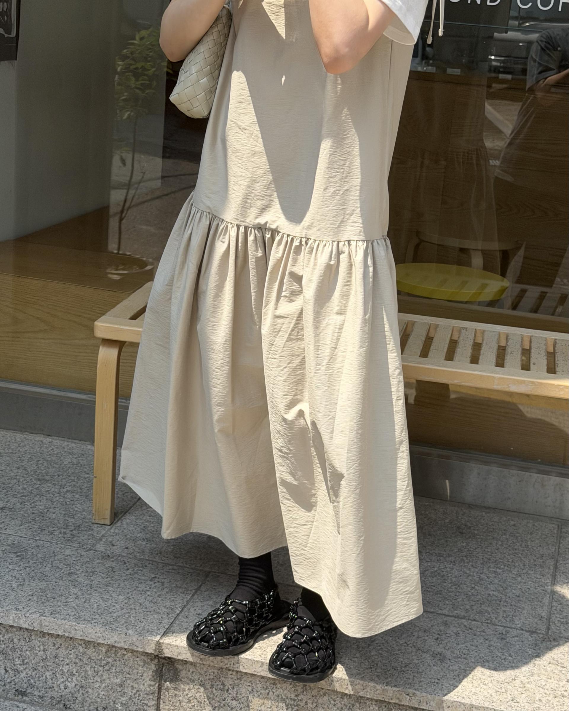 butter ribbon dress (beige/white)