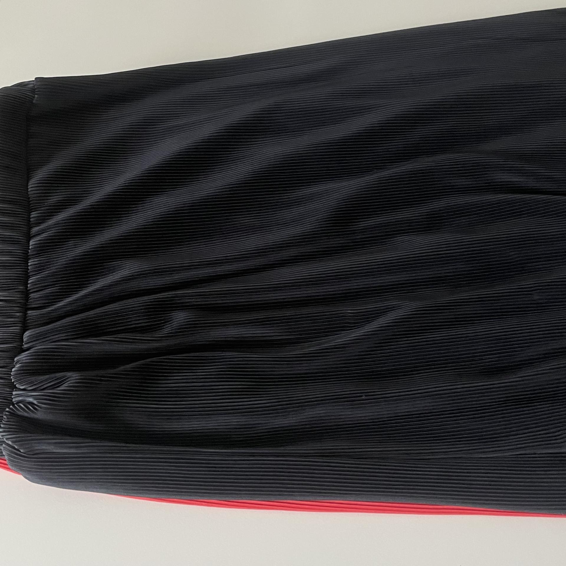 <made> penne skirt (black) (18차 pre-order)