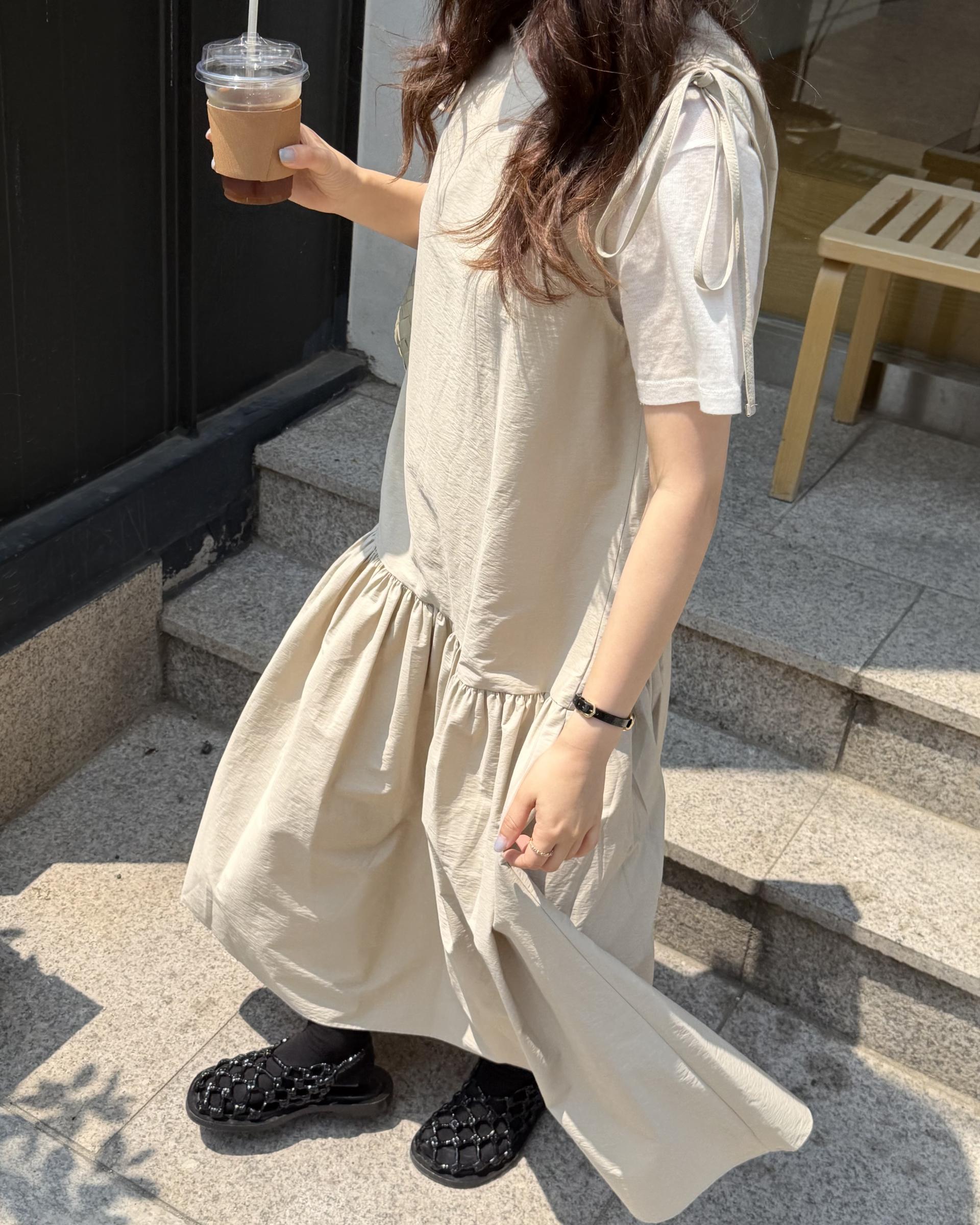 butter ribbon dress (beige/white)