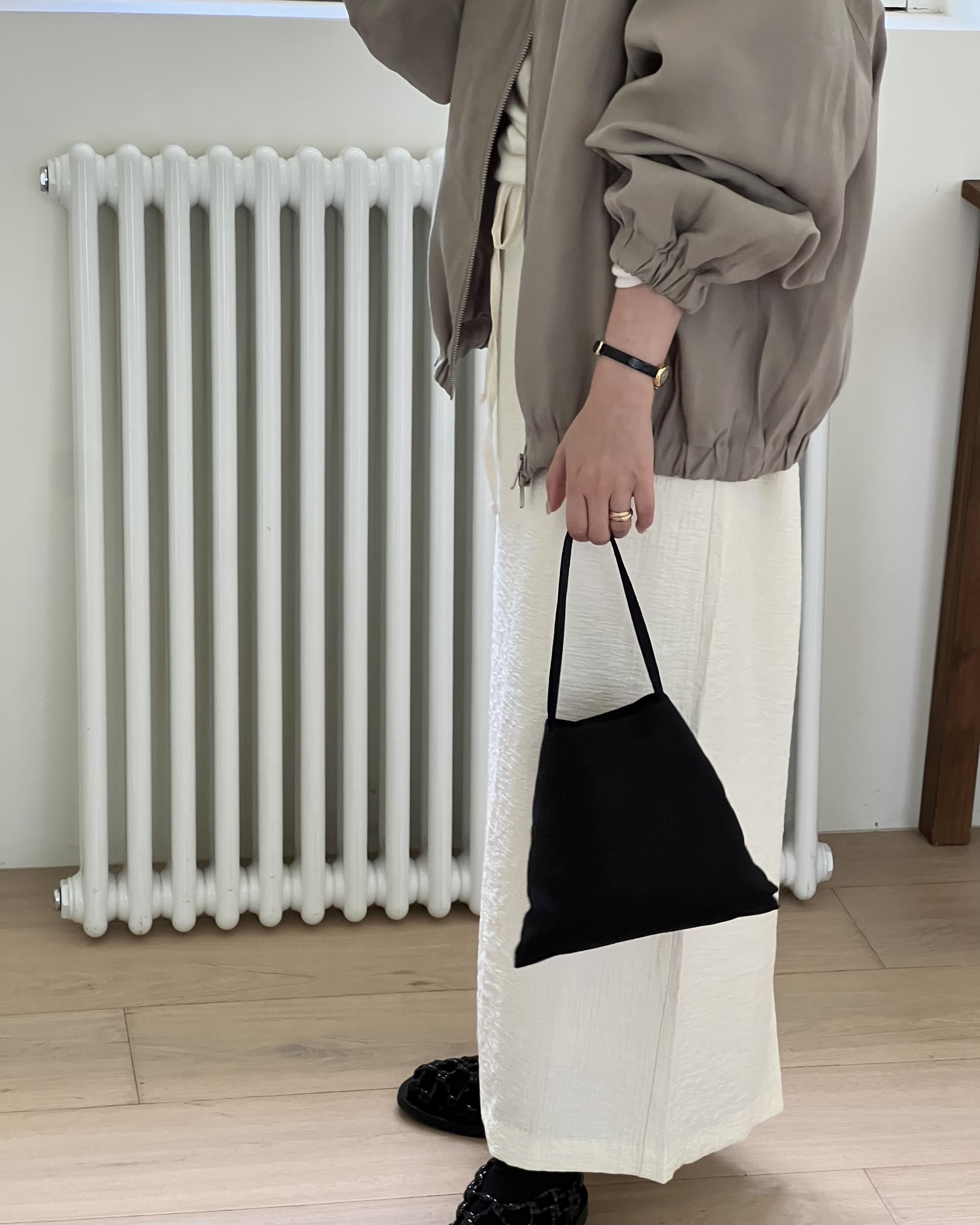 base wrinkle skirt (black/cream)