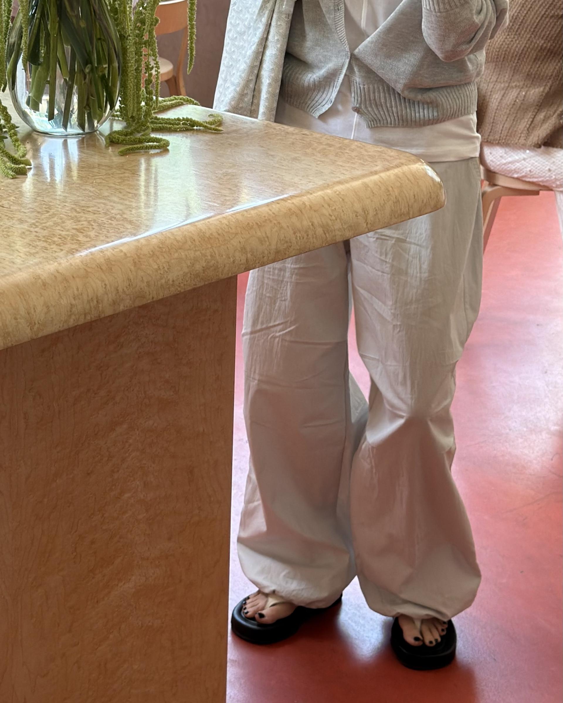 pampas string pants (pale grey)