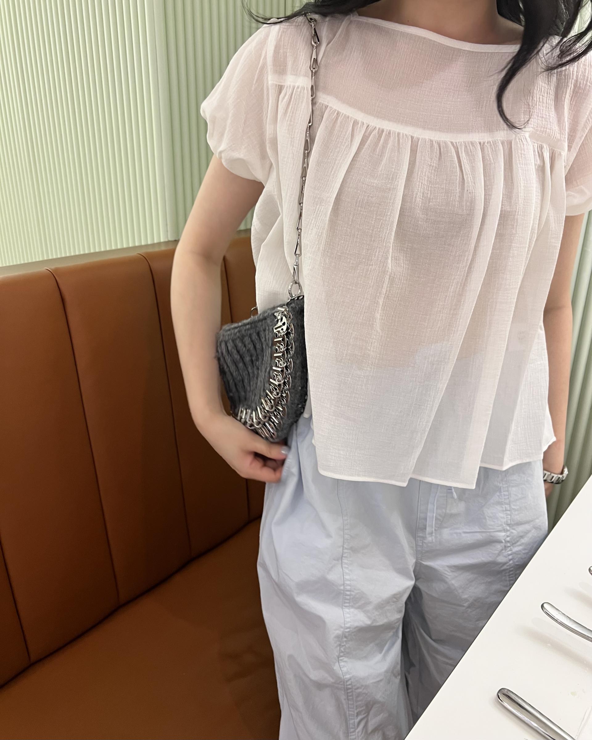 square blouse (white/brown/black)