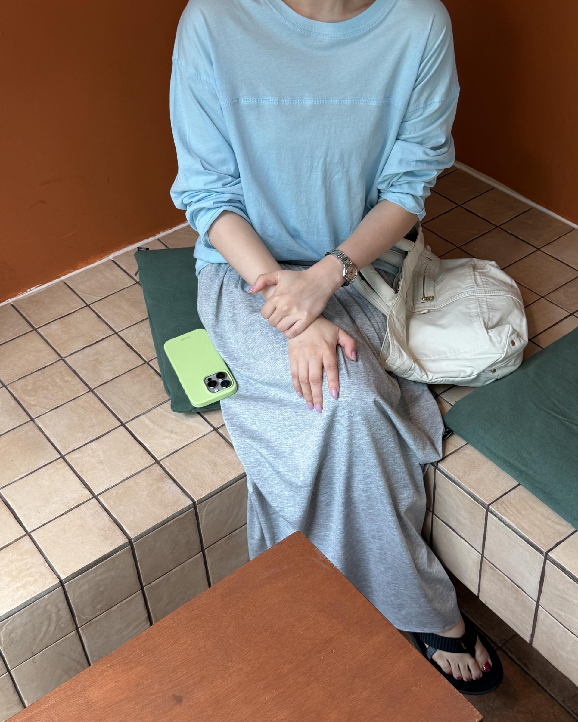 porcelain top (right blue/white)