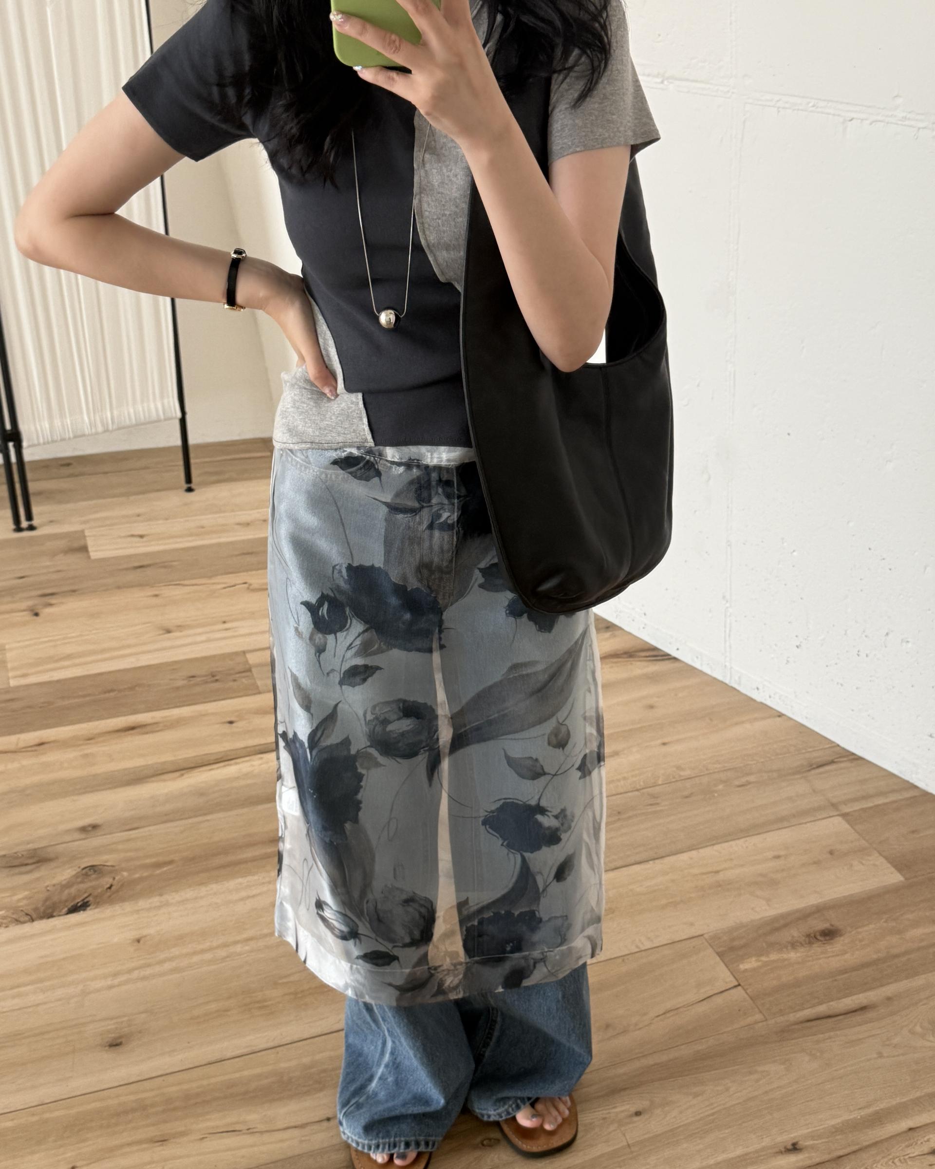 see layered skirt (grey/beige)