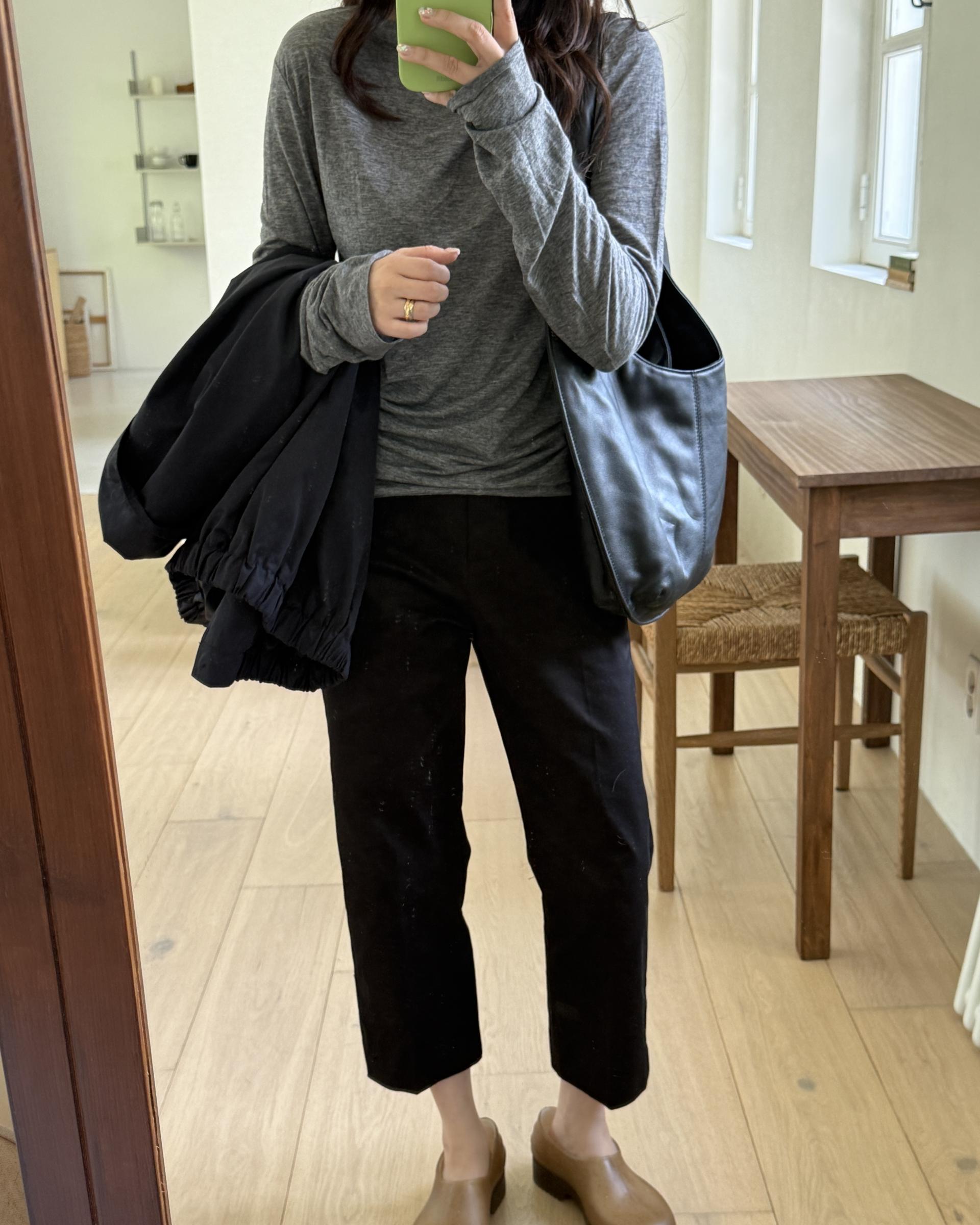 wool skin top (ivory/beige/charcoal/black)
