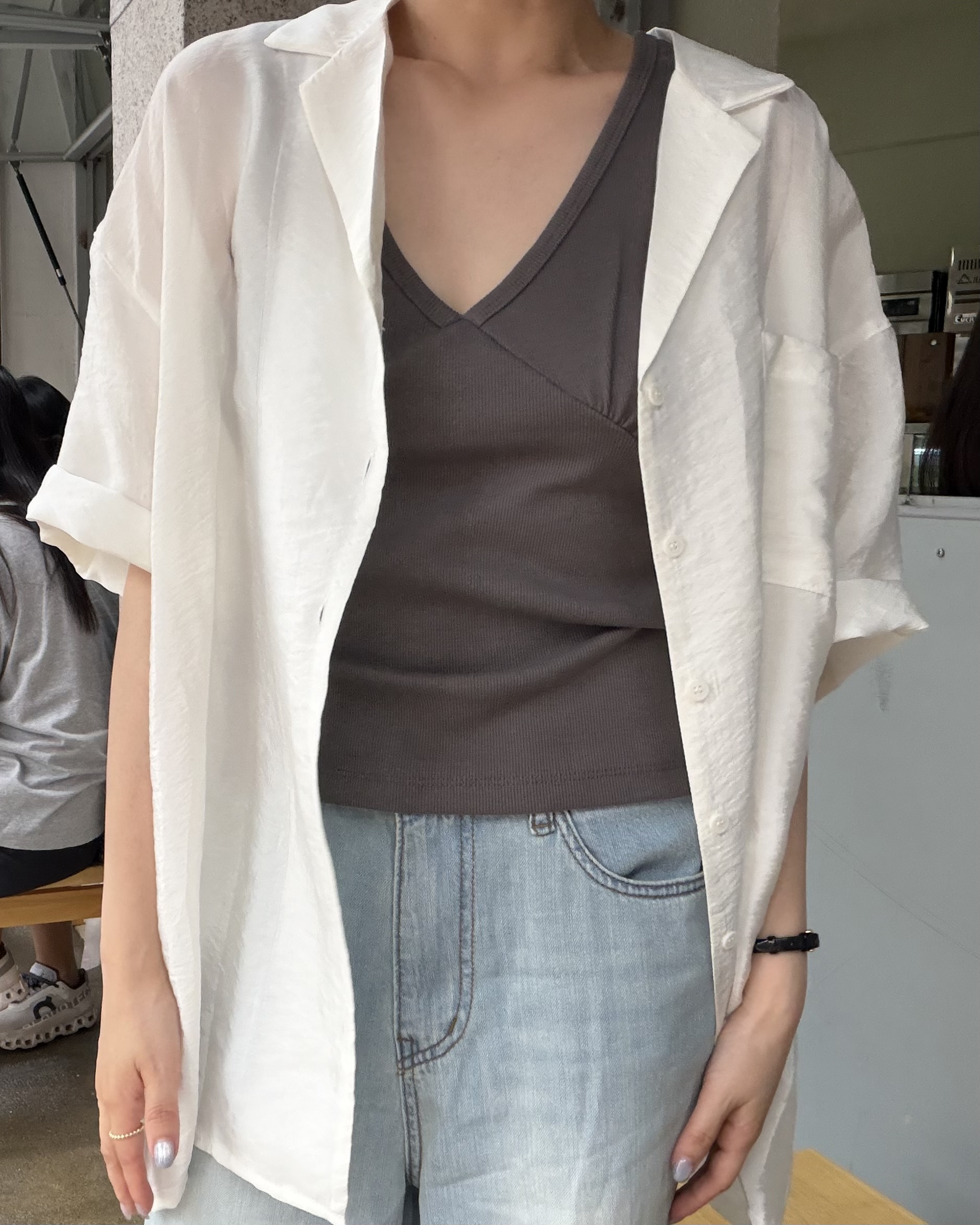 sand sleeveless (charcoal/white/olive)