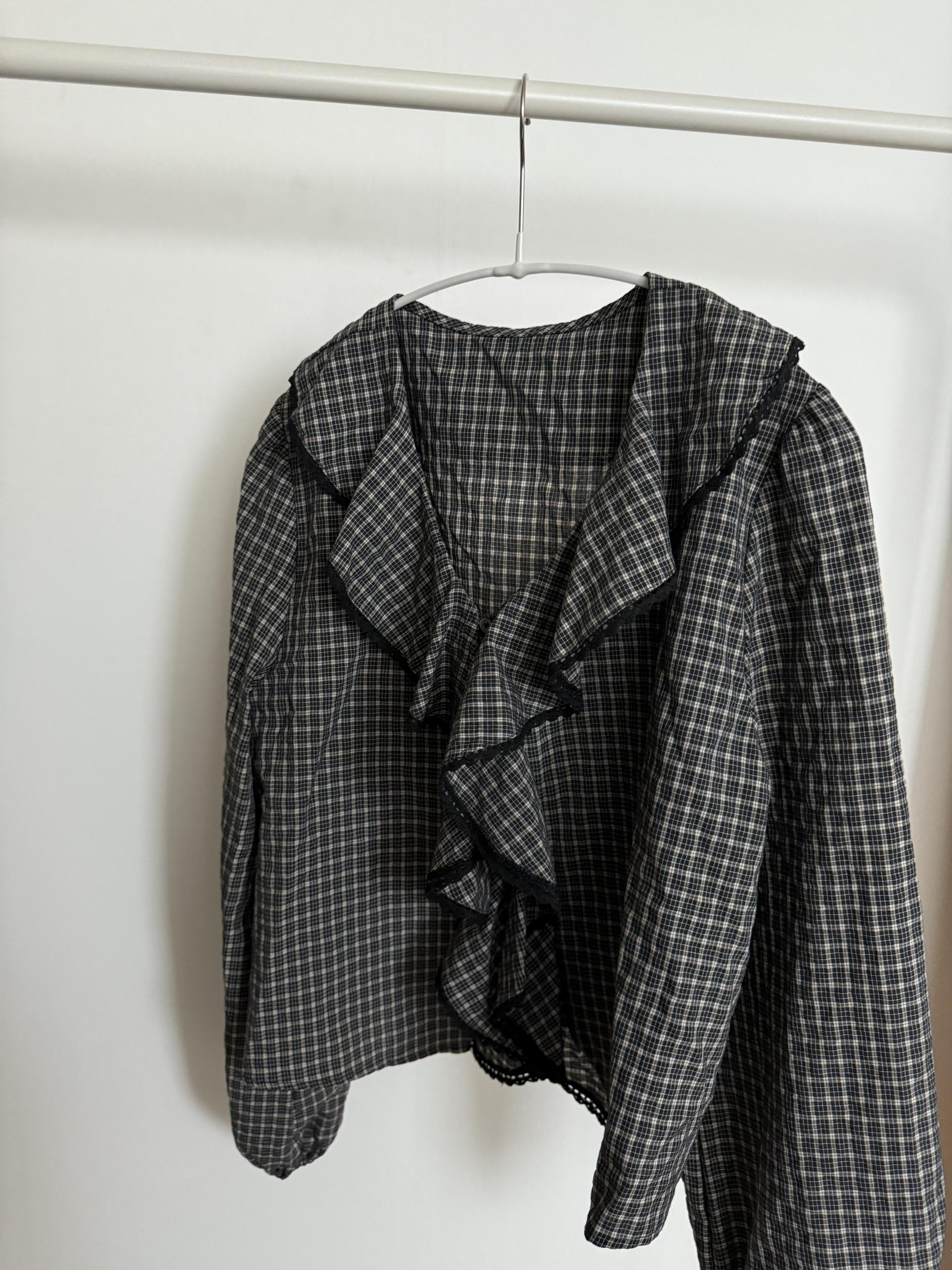 sally frill blouse (check) 완