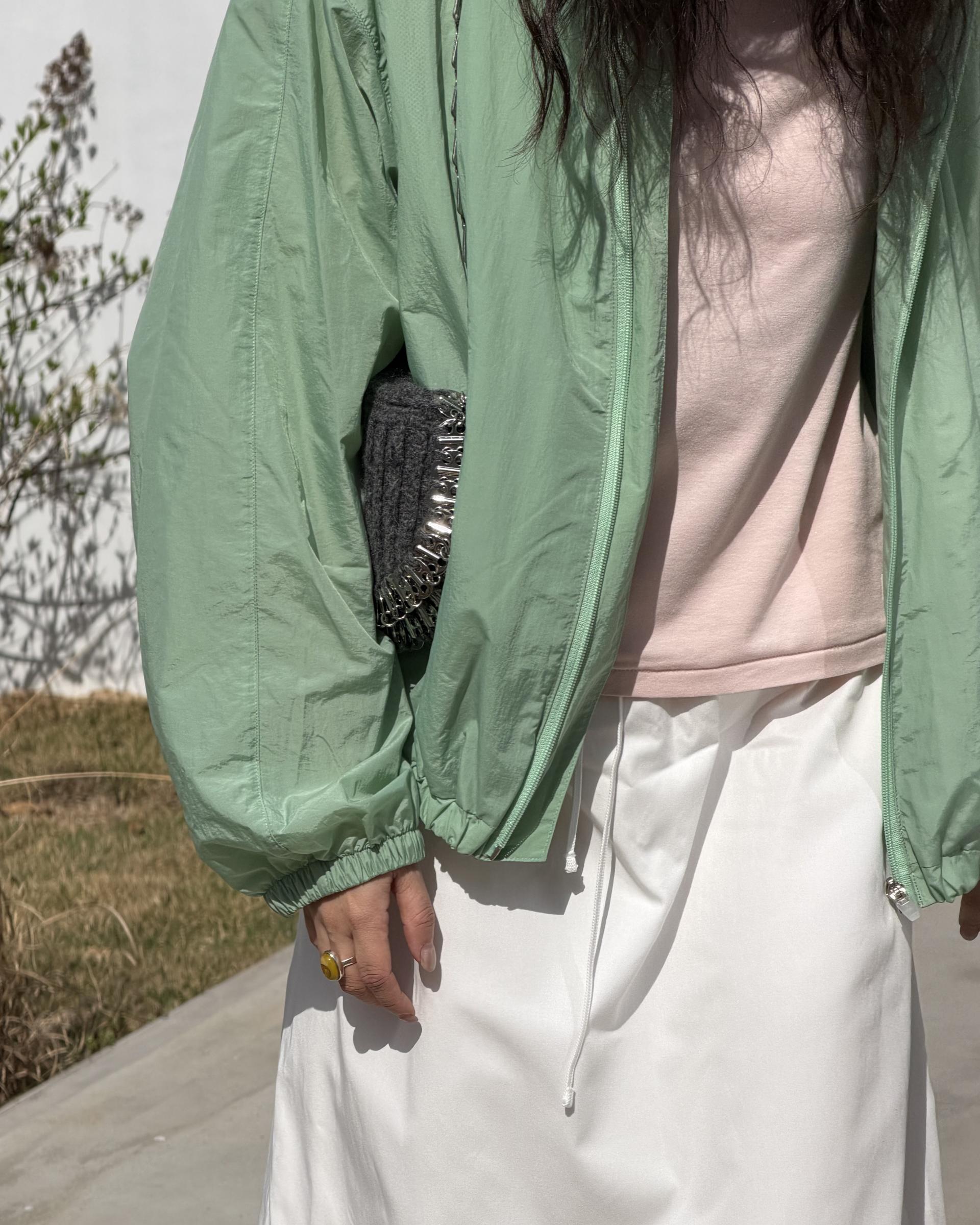 bean wind breaker