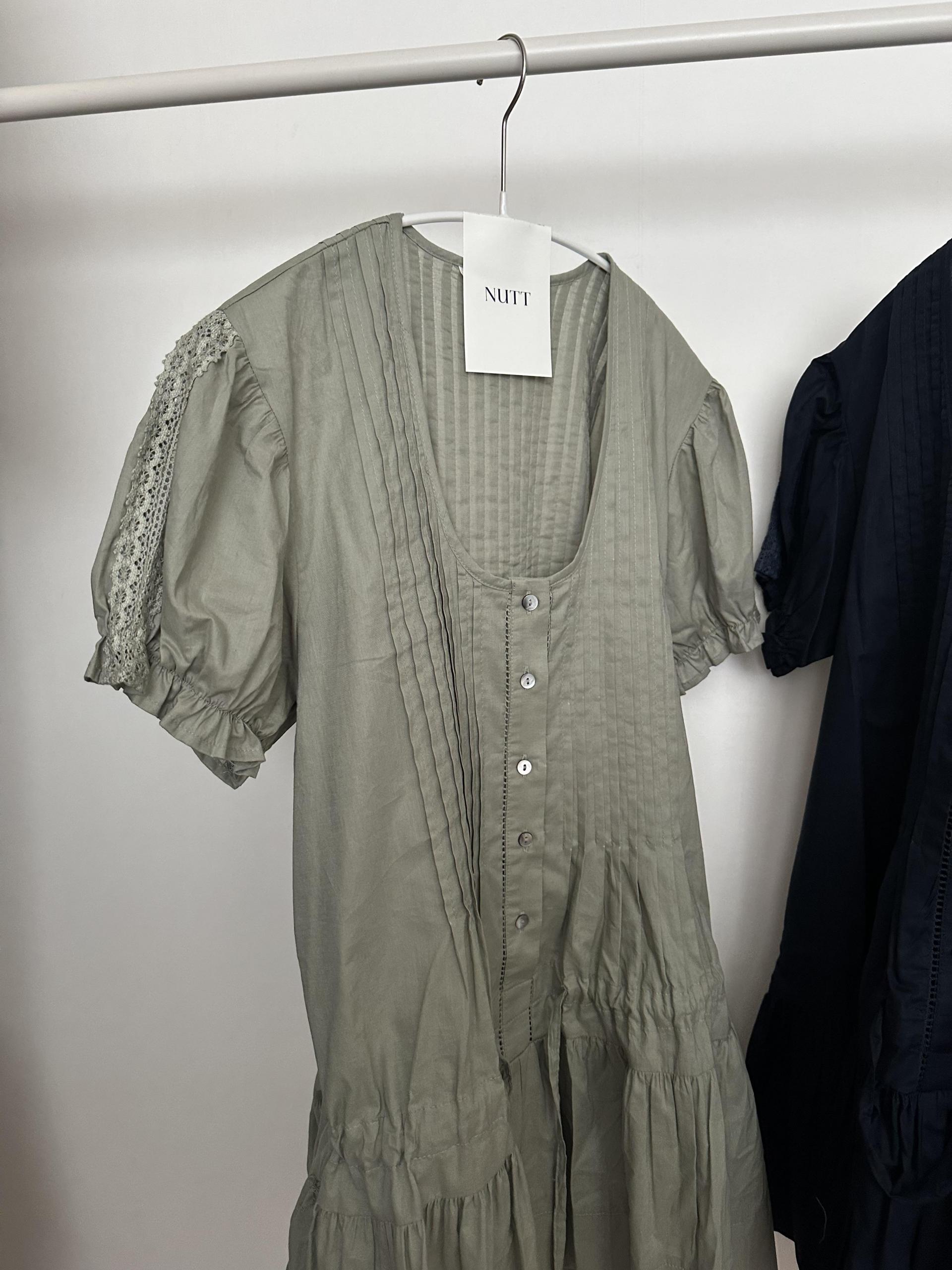 deborah pintuck dress (khaki/ivory/navy) 소재추가