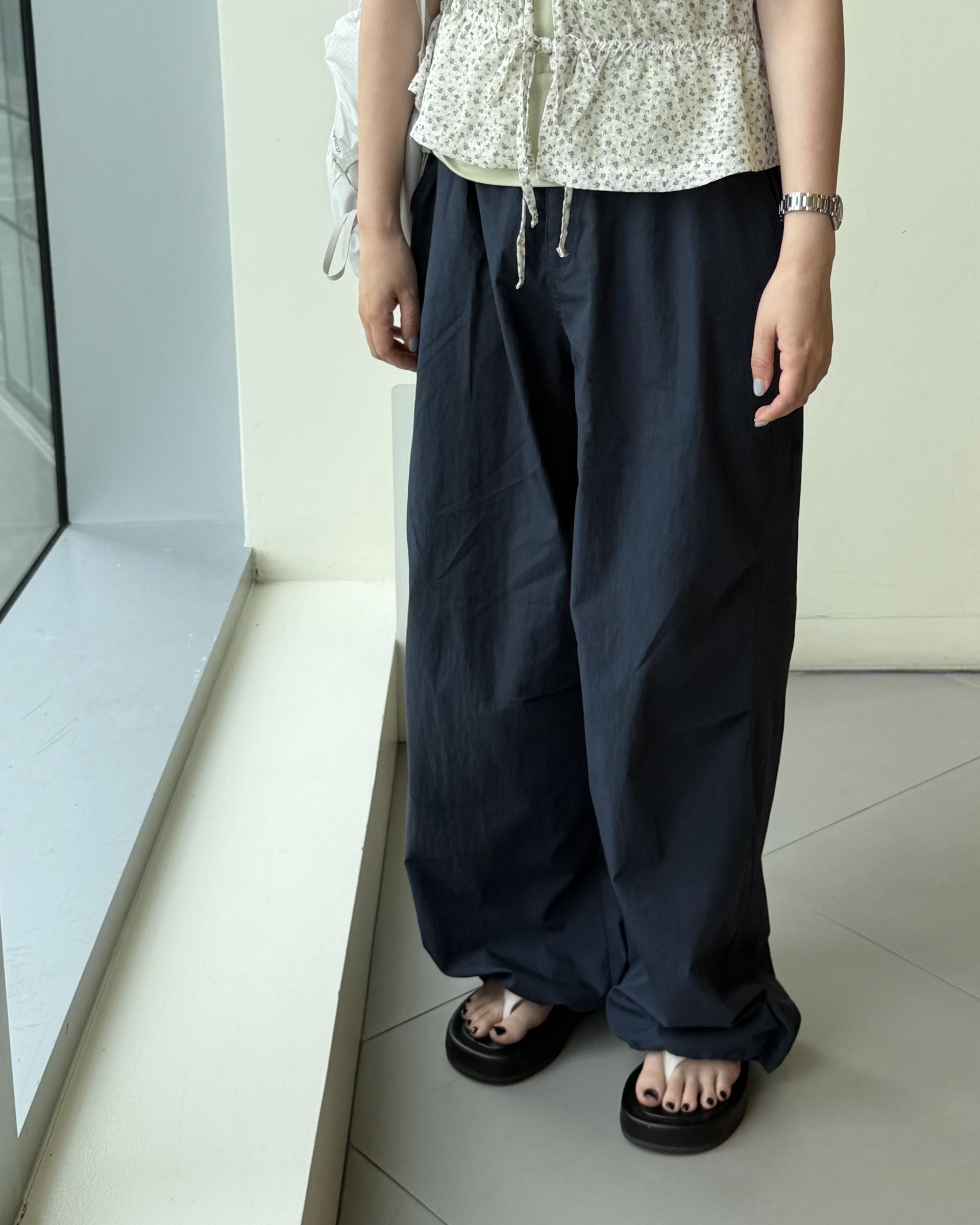 molly flower blouse (cream/navy)