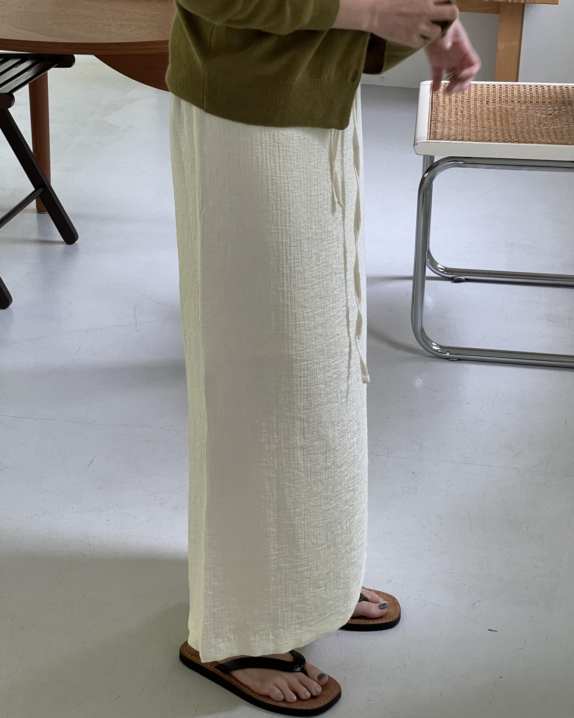 base wrinkle skirt (black/cream)