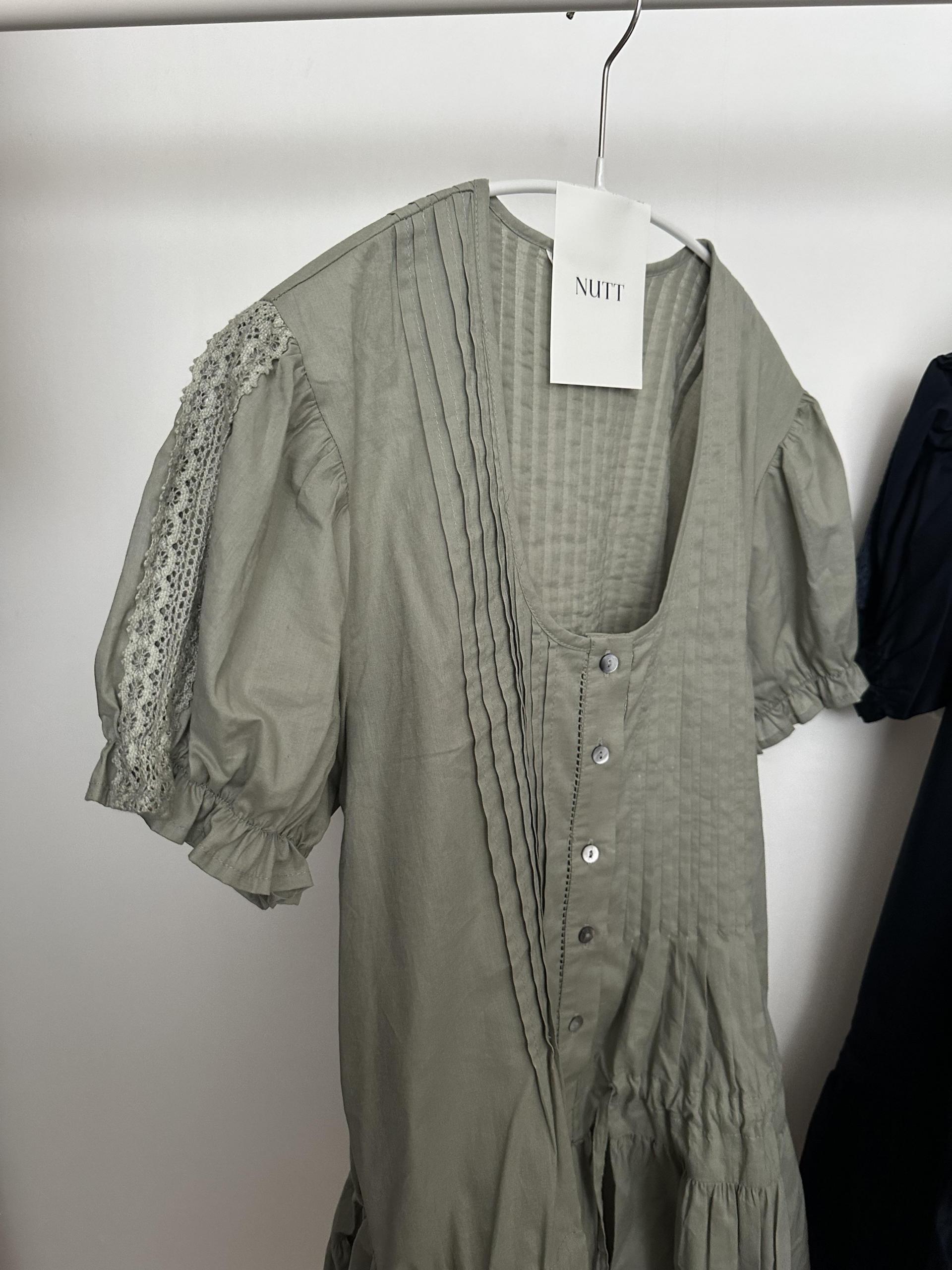 deborah pintuck dress (khaki/ivory/navy) 소재추가