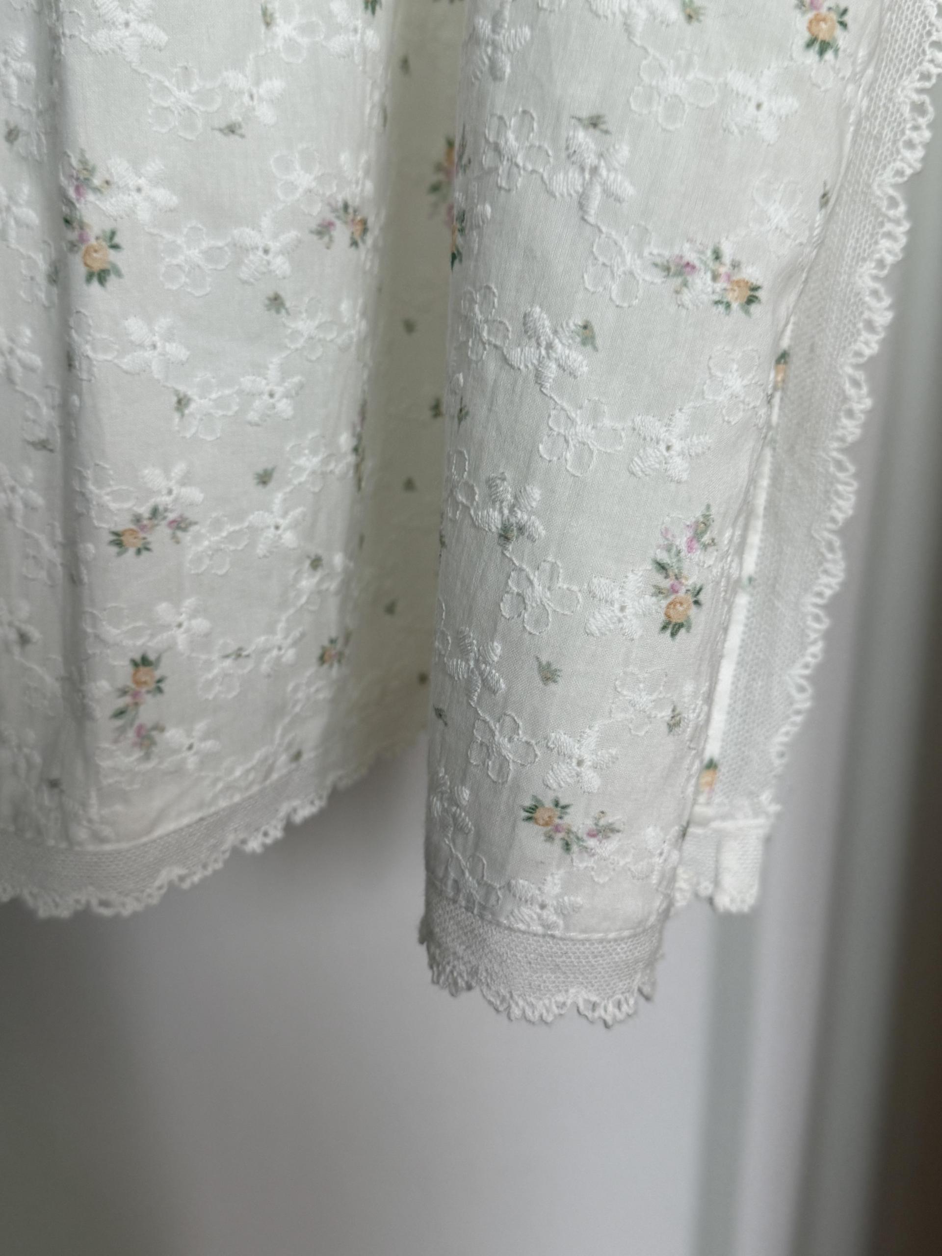 primrose blouse (flower/black)