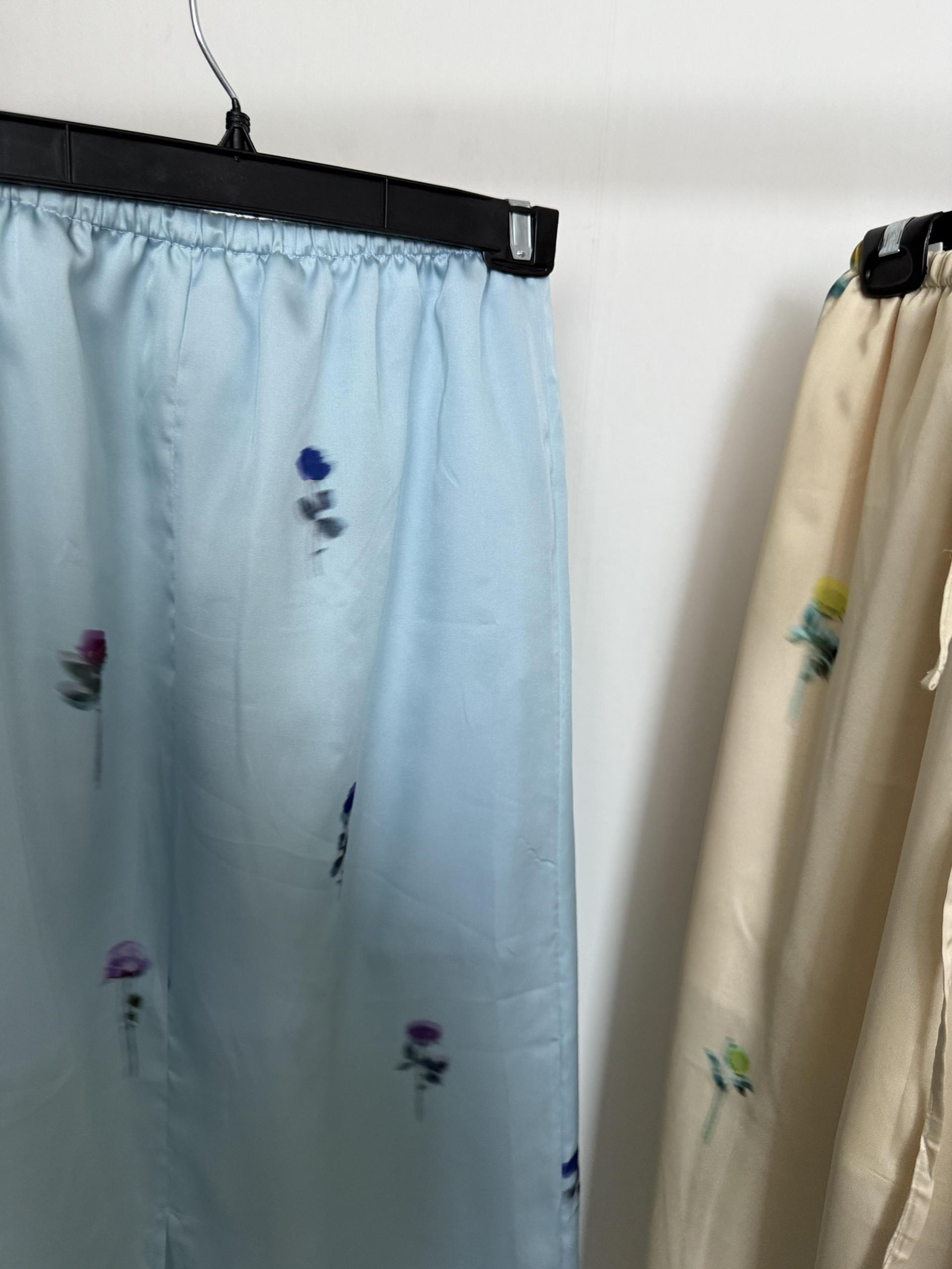 megan flower skirt (sky blue/black/yellow)