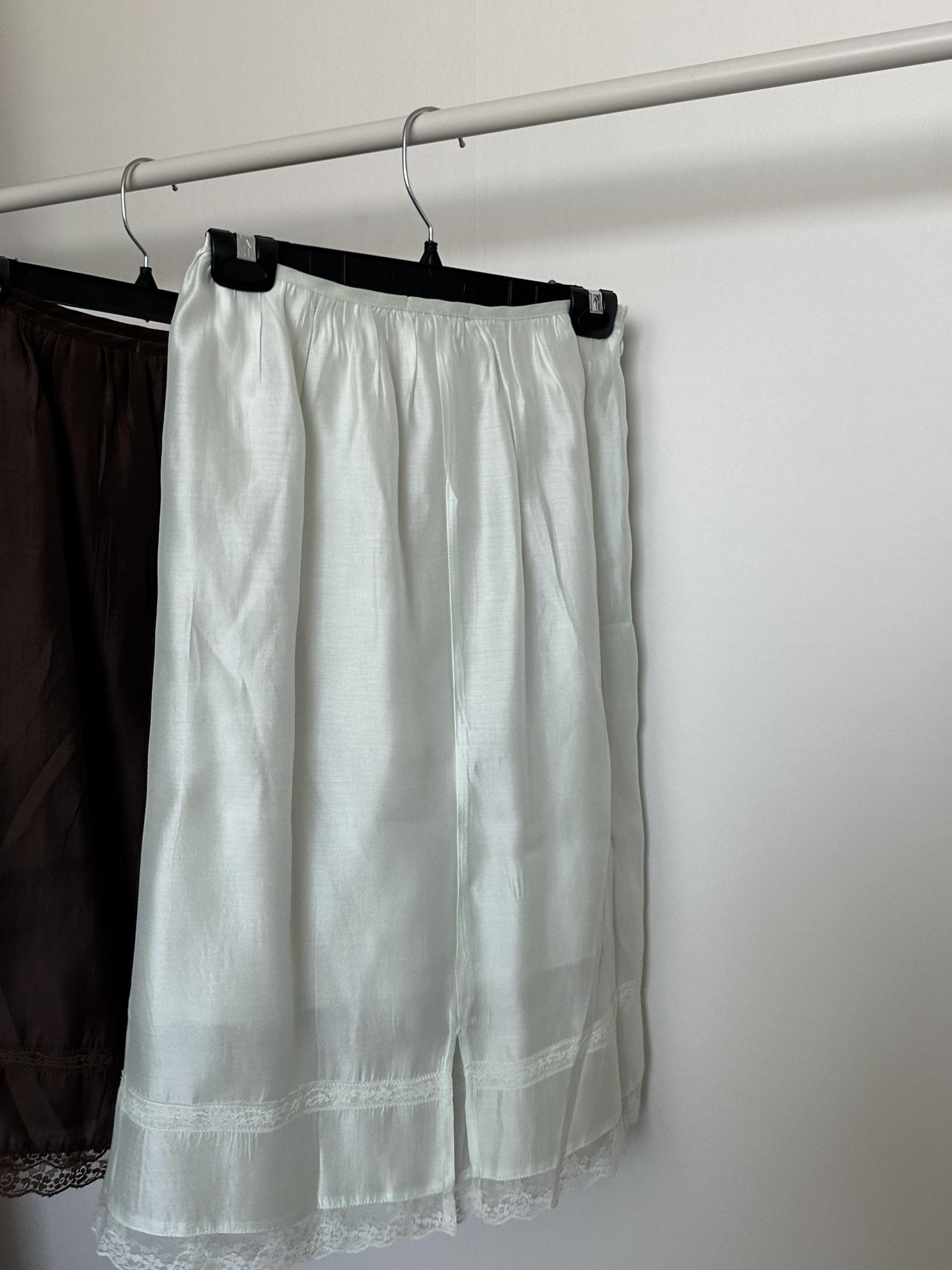 silk lace skirt (mint/brown)
