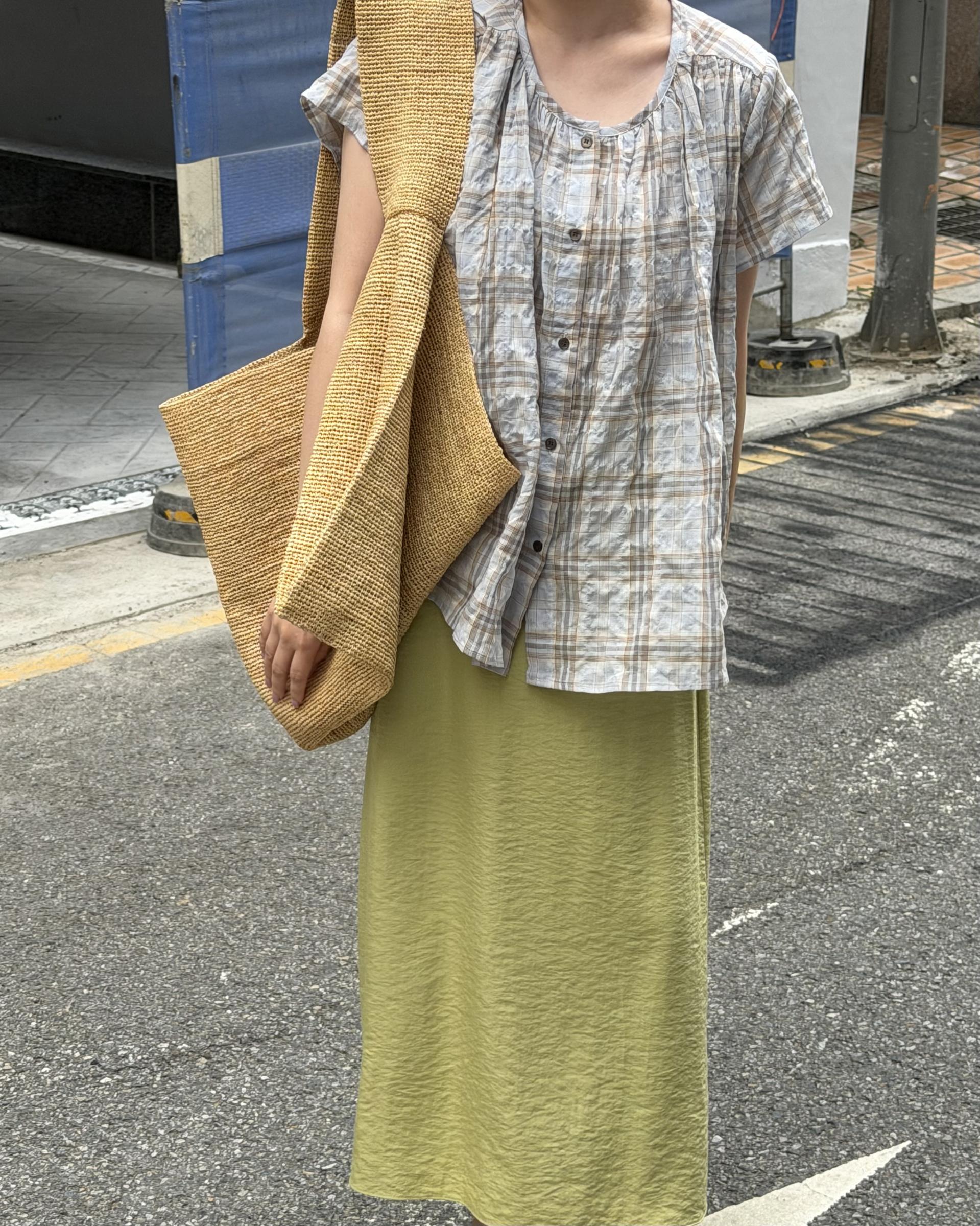 riri check blouse