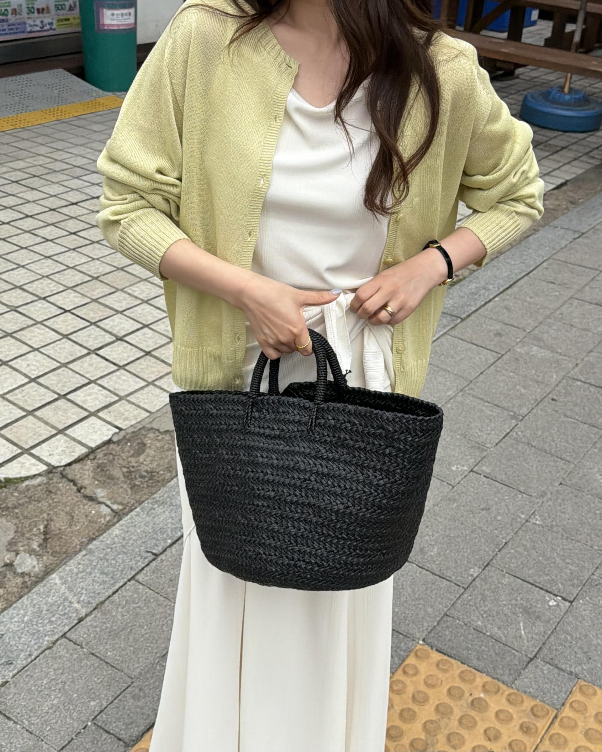 noodle skit (cream/black)