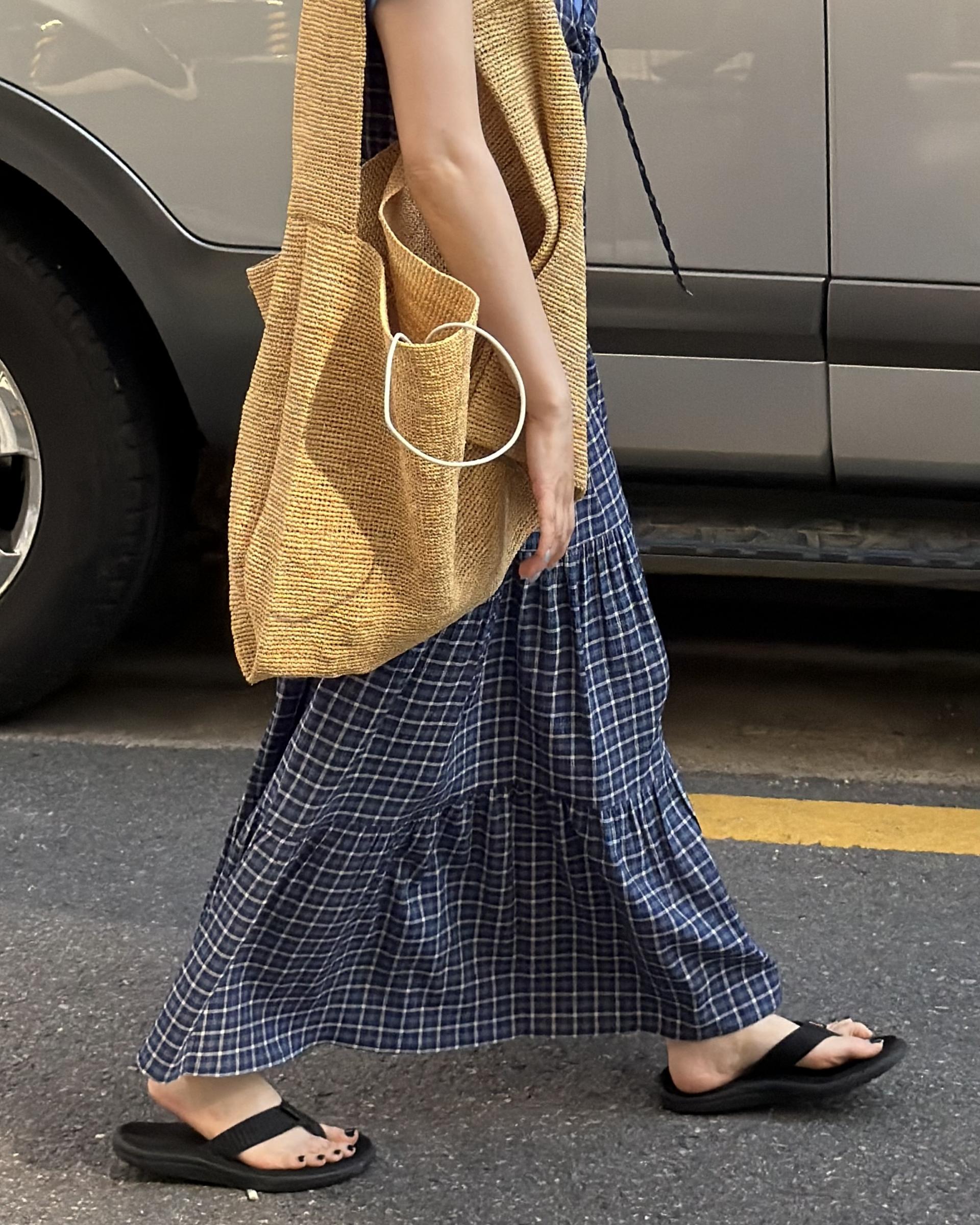 kate check dress (black/blue)