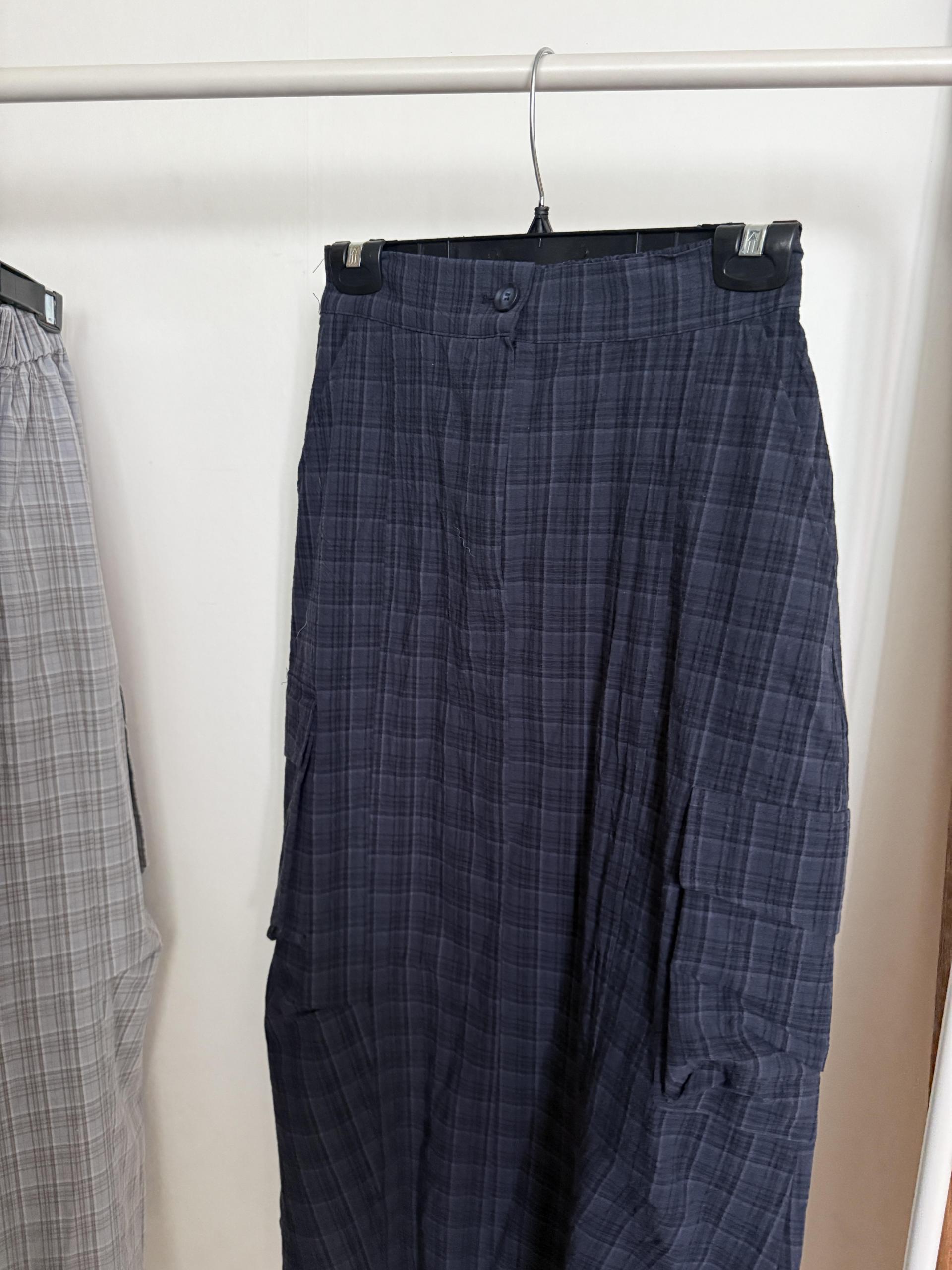 teddy check skirt (grey/navy)