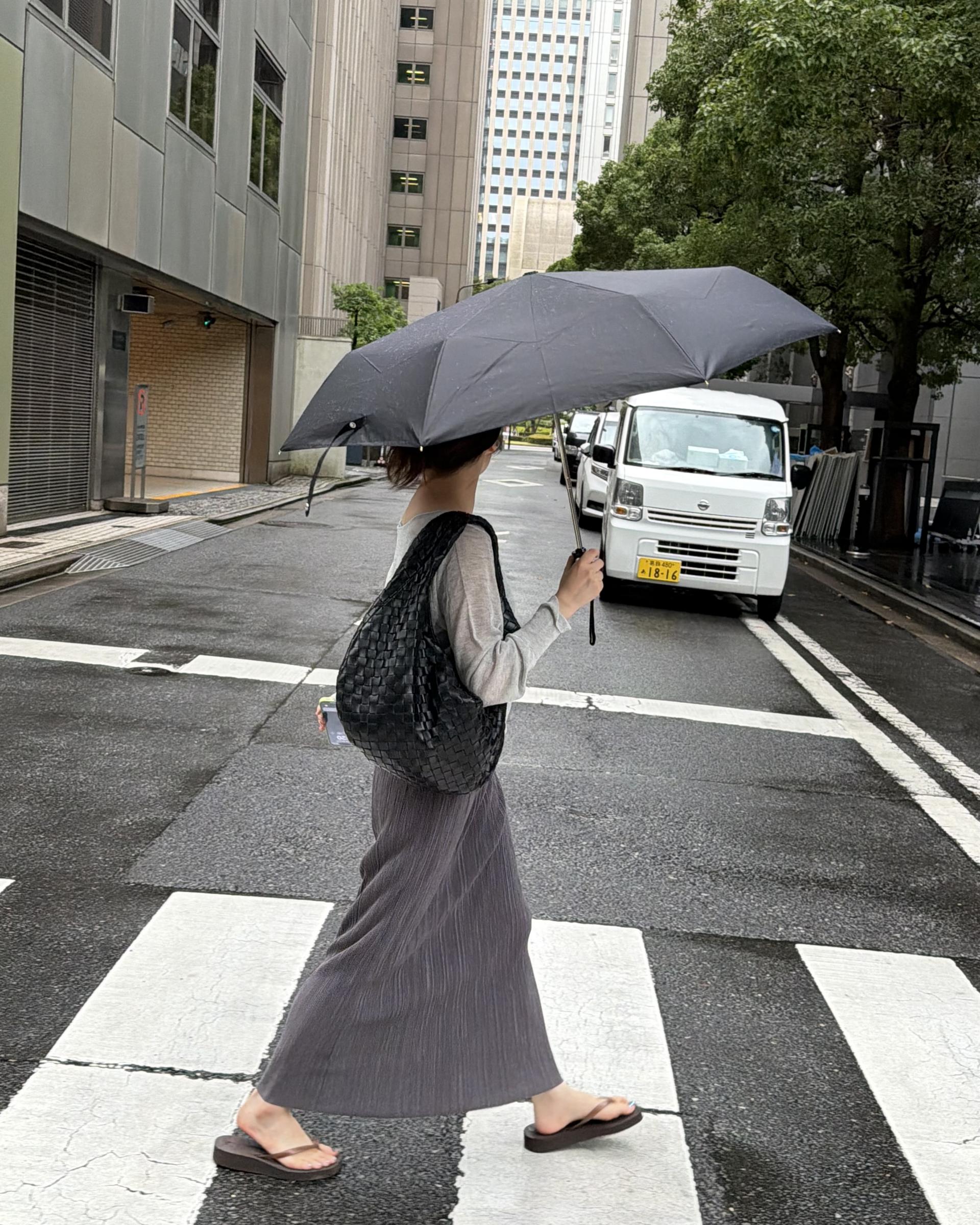 <made> penne skirt (charcoal grey)