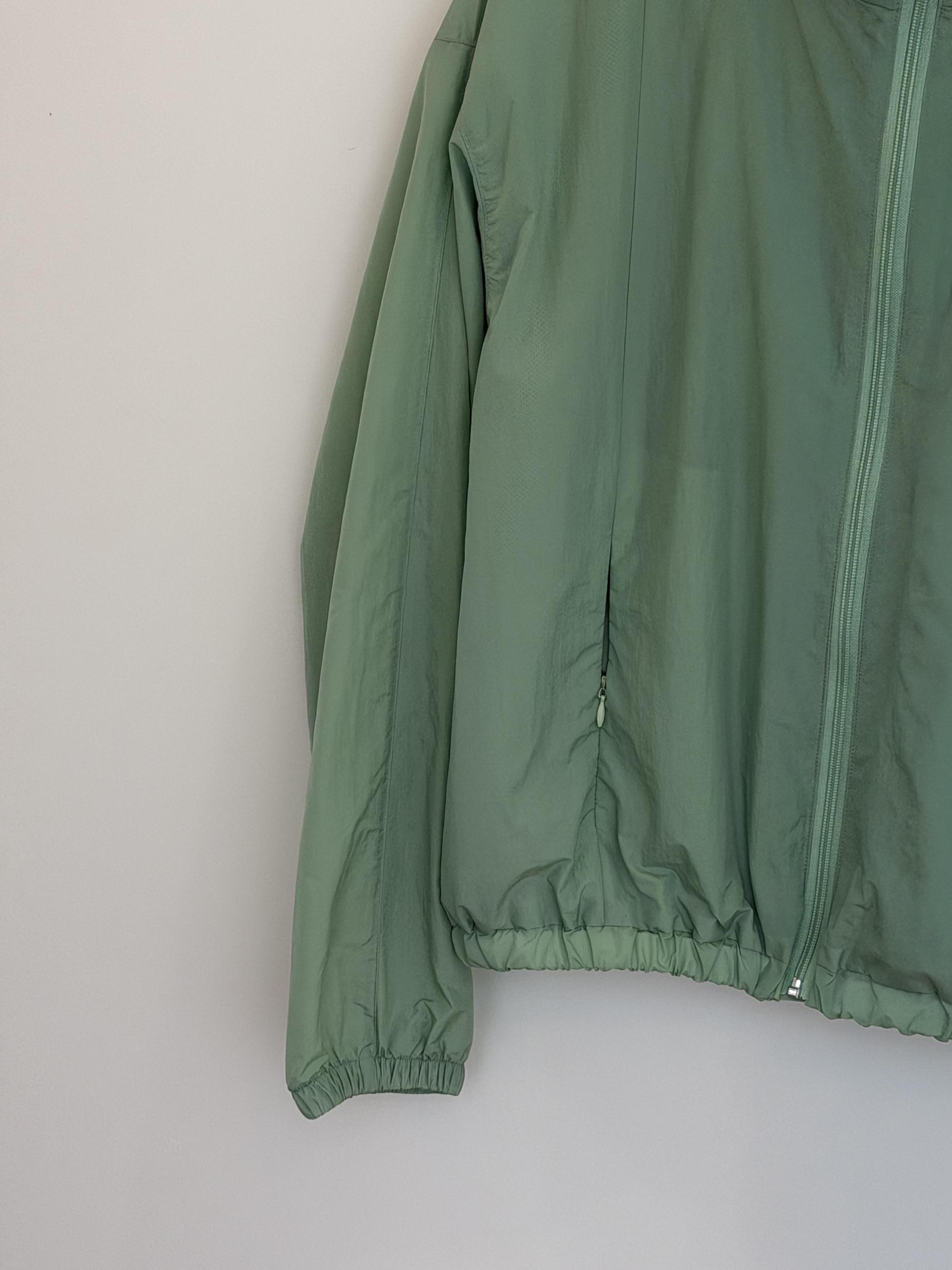 bean wind breaker